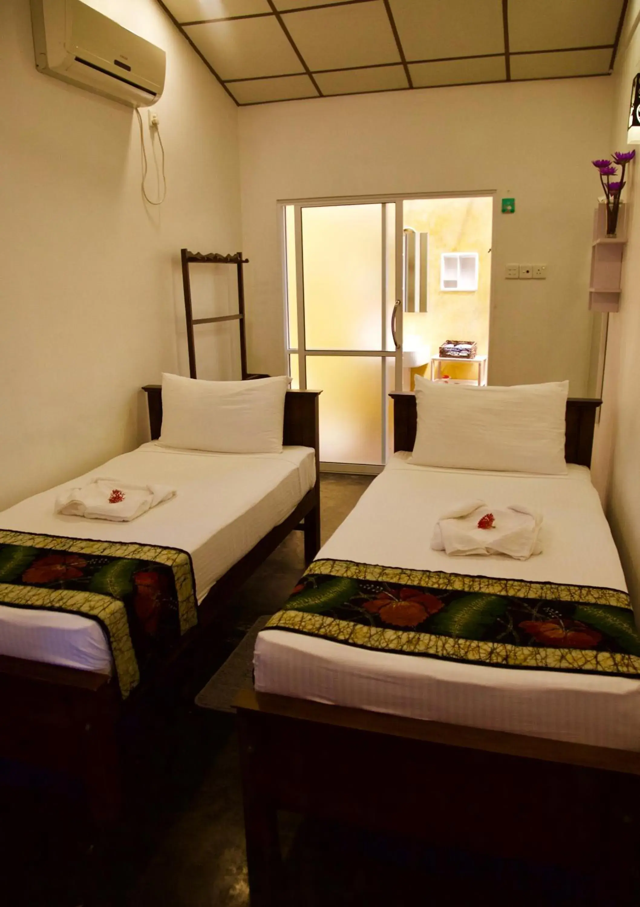 Bed in Glamour Mirissa Bed in Glamour Mirissa