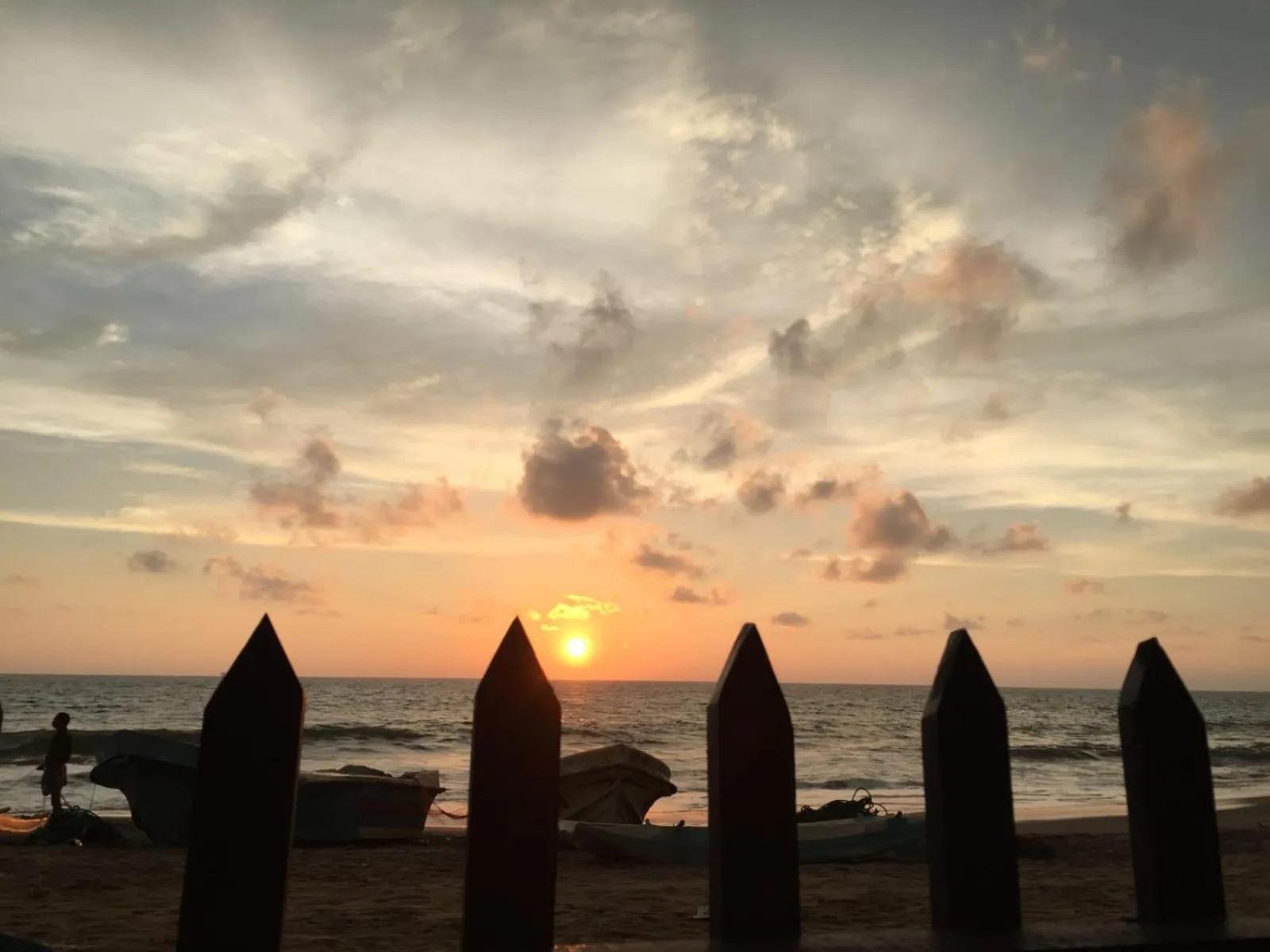 E-Beach Resort