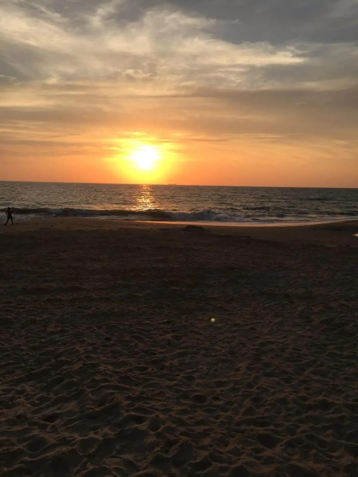 E-Beach Resort