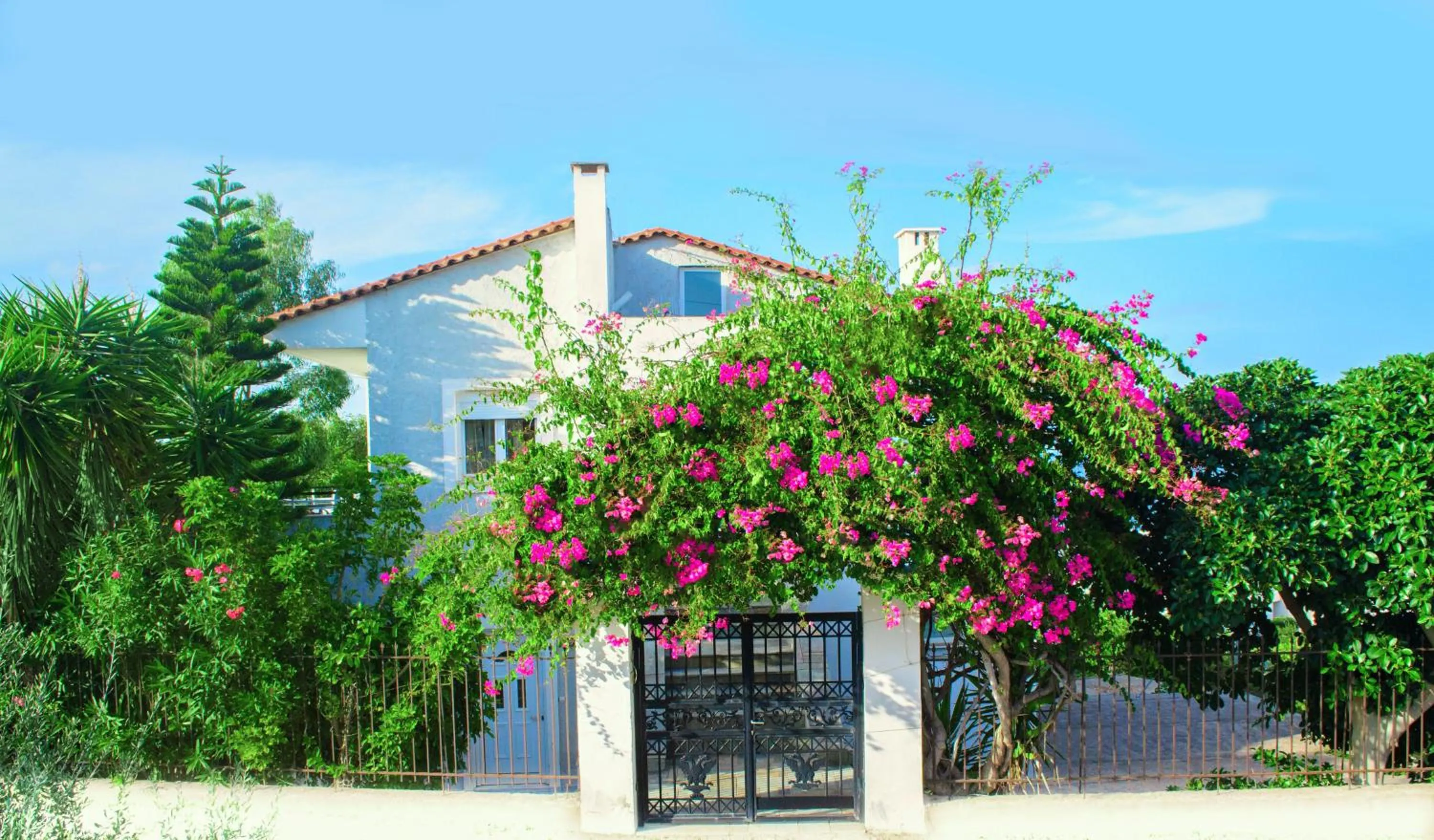 Facade/entrance in Villa Sea View