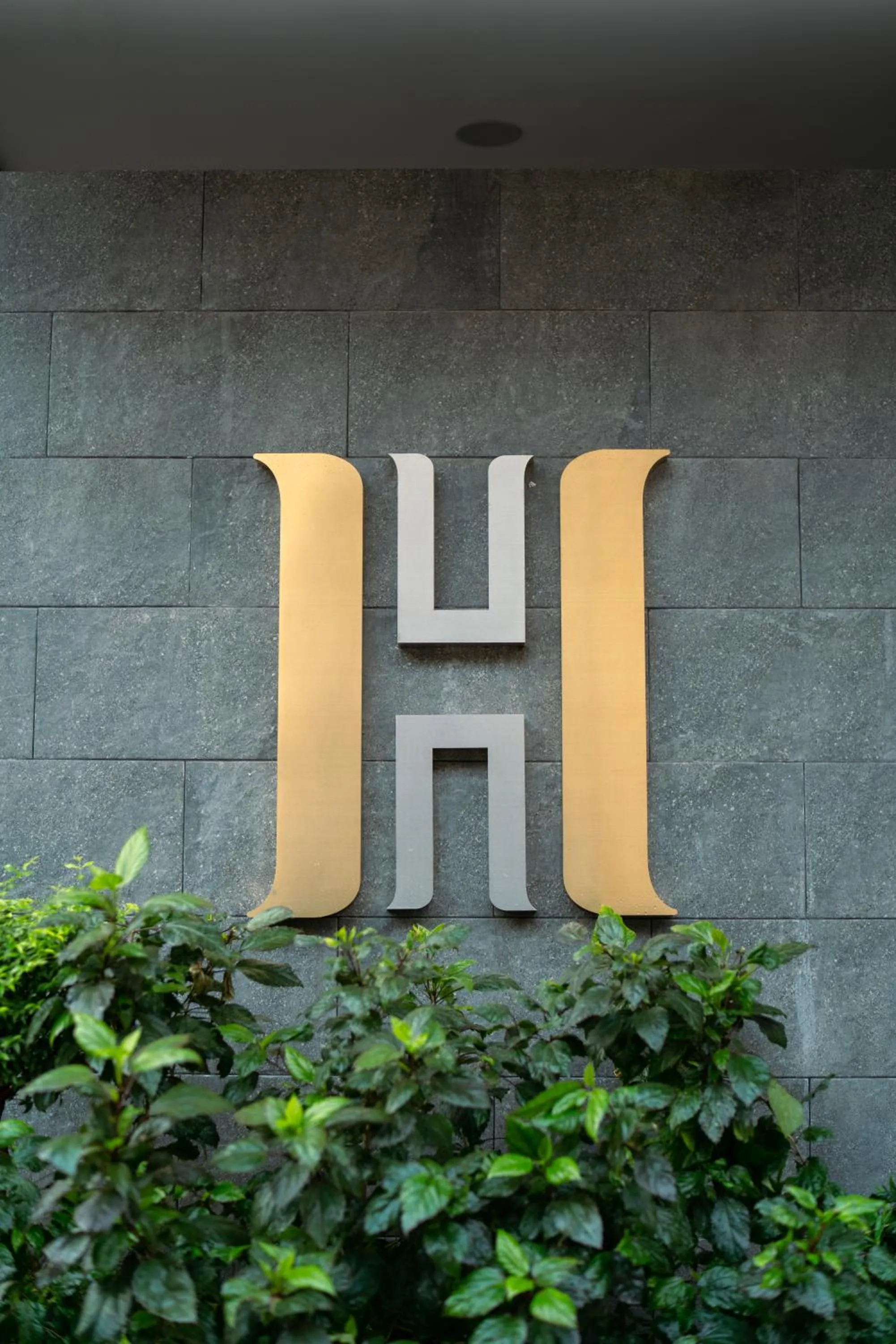 HAMPTONS Apartments