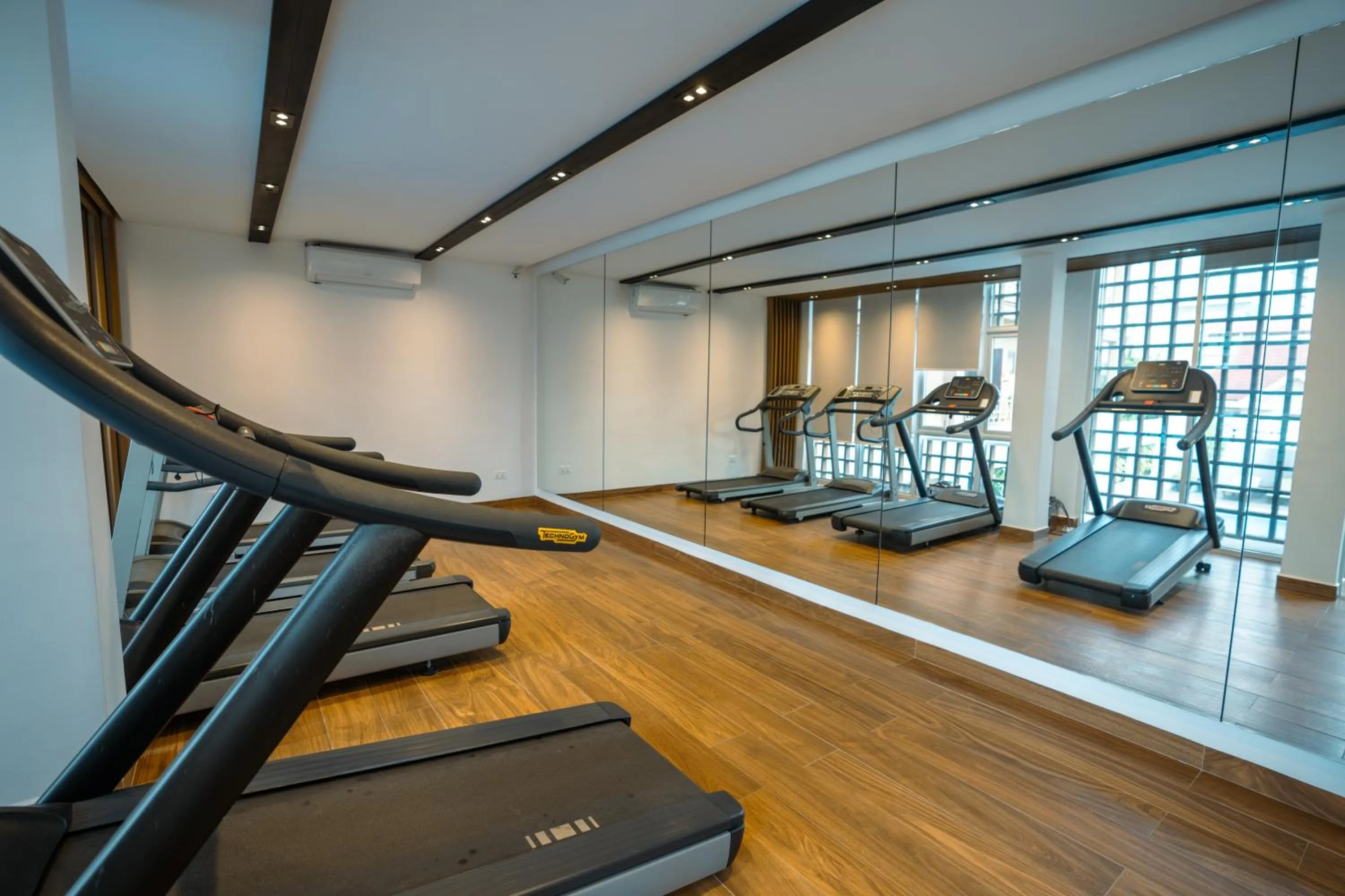 Fitness centre/facilities in HAMPTONS Apartments