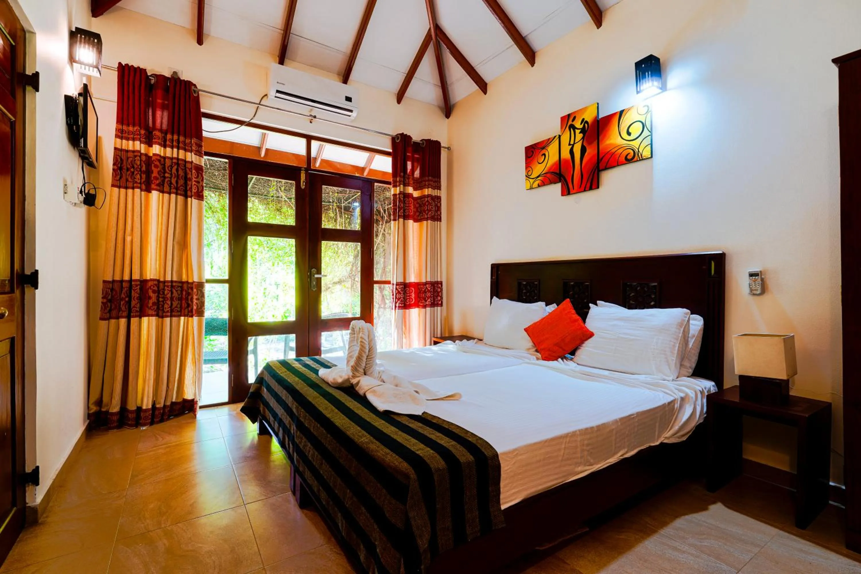 Bed in Safari Lodge Yala