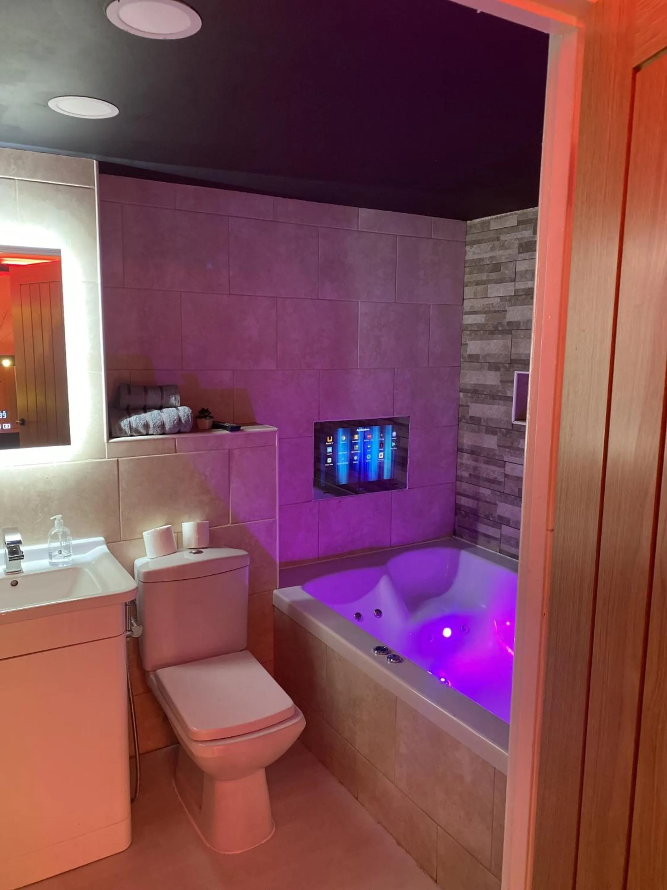 Bathroom in Livit Serviced Apartments