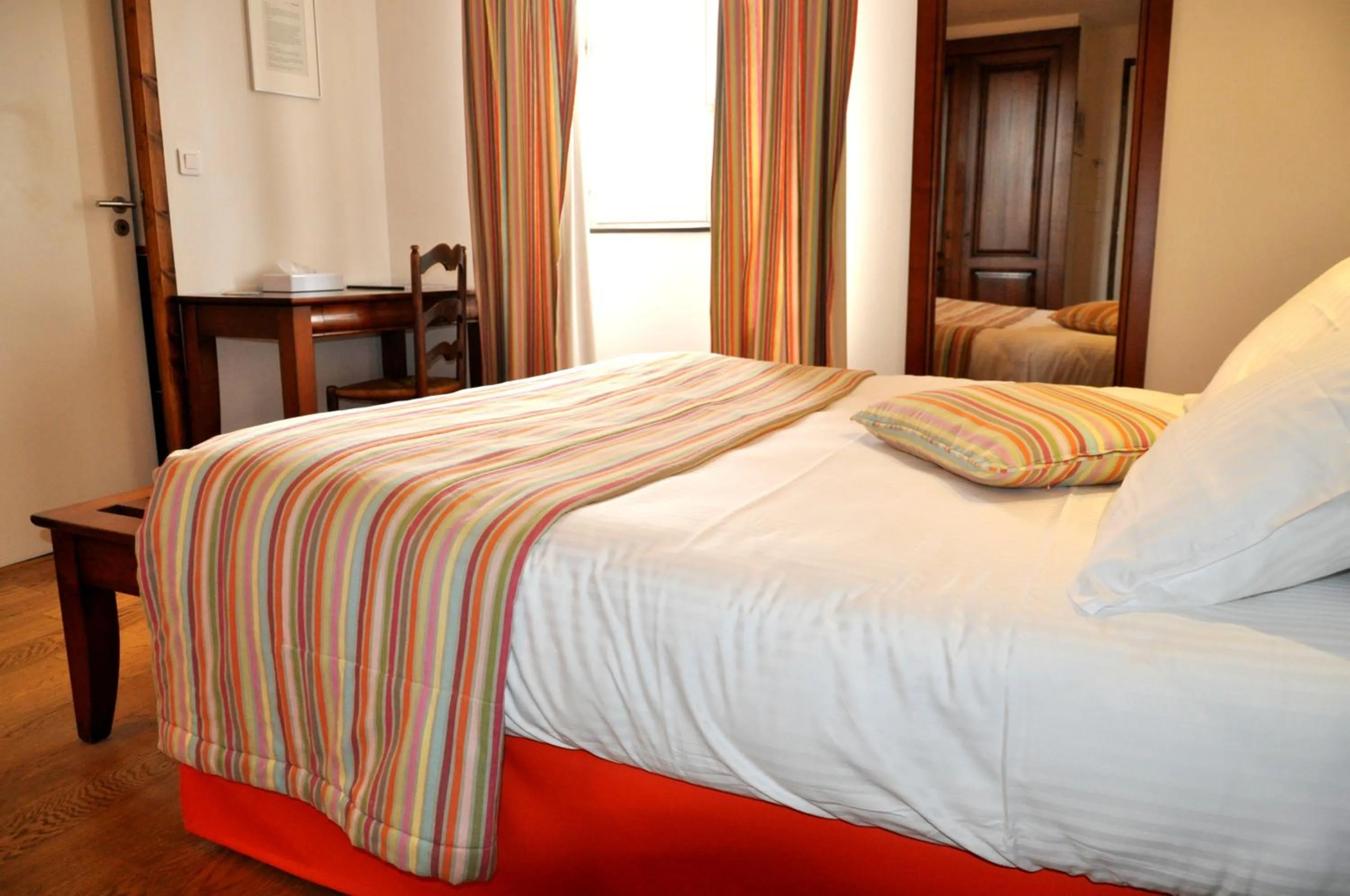Double or Twin Room in Hôtel Euzkadi