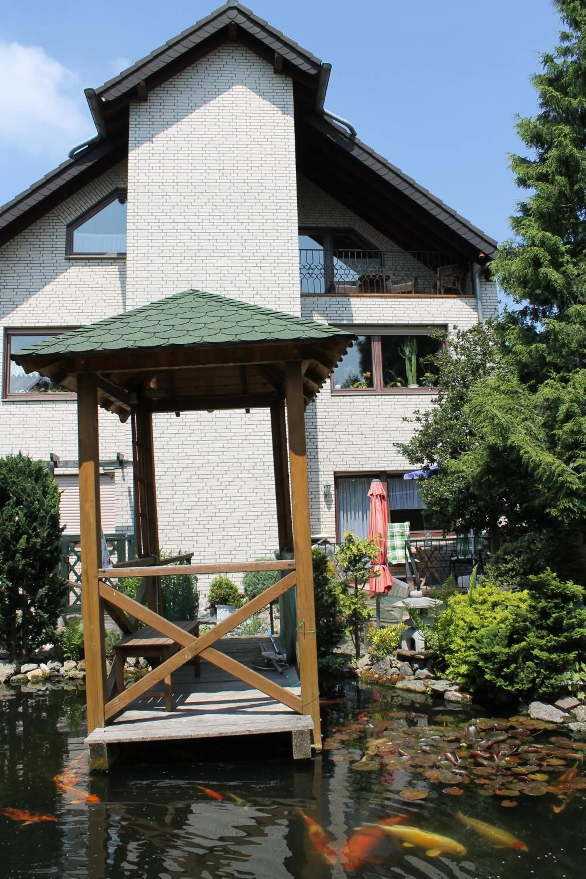 Property building in Eifel Quartier Pension und Gasthof "Em Gardestüffje"