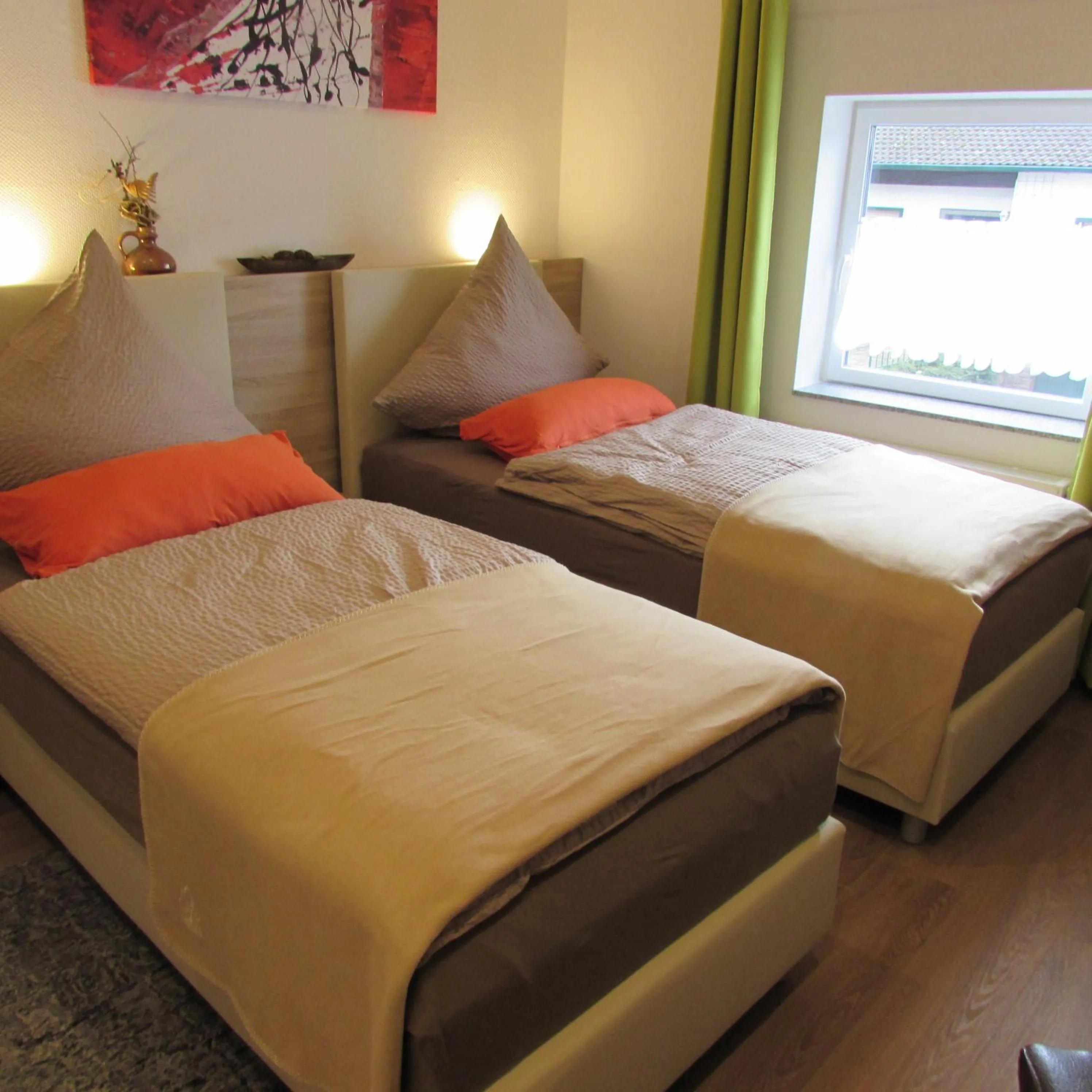 Bed in Eifel Quartier Pension und Gasthof "Em Gardestüffje"