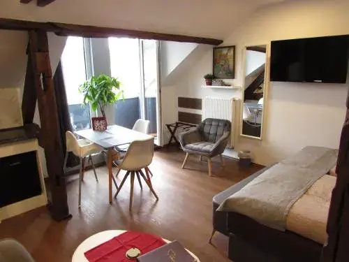 Studio with Balcony in Eifel Quartier Pension und Gasthof "Em Gardestüffje" Studio with Balcony in Eifel Quartier Pension und Gasthof "Em Gardestüffje"