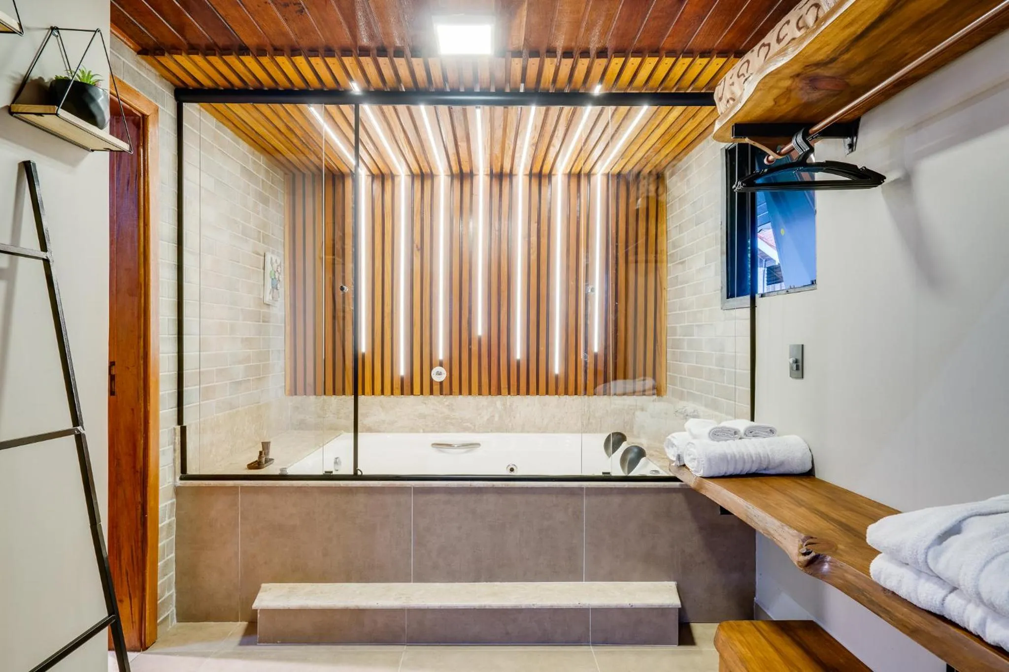 Bath in Pousada das Pedras