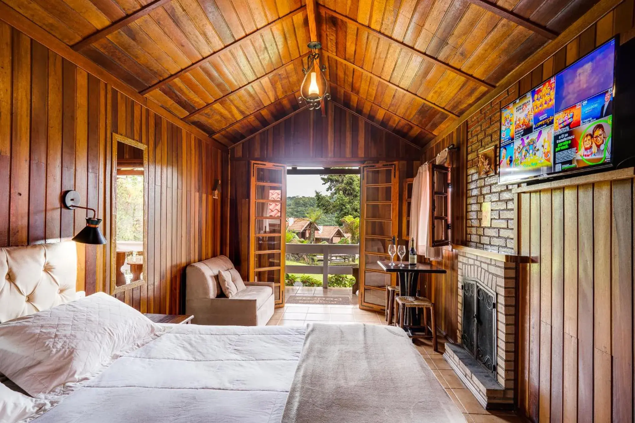 Chalet with Spa Bath in Pousada das Pedras Chalet with Spa Bath in Pousada das Pedras
