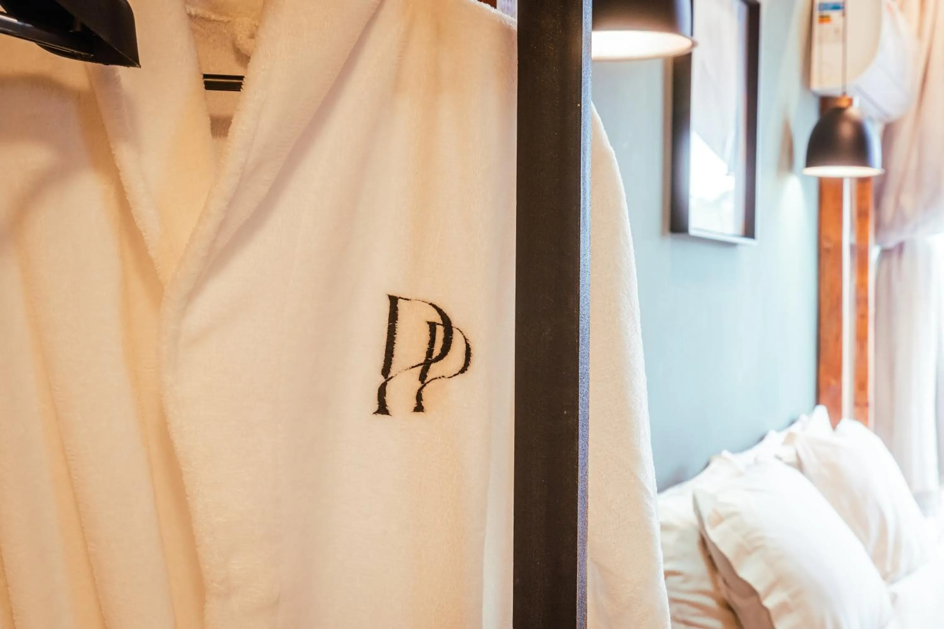 towels, Bed in Pousada das Pedras