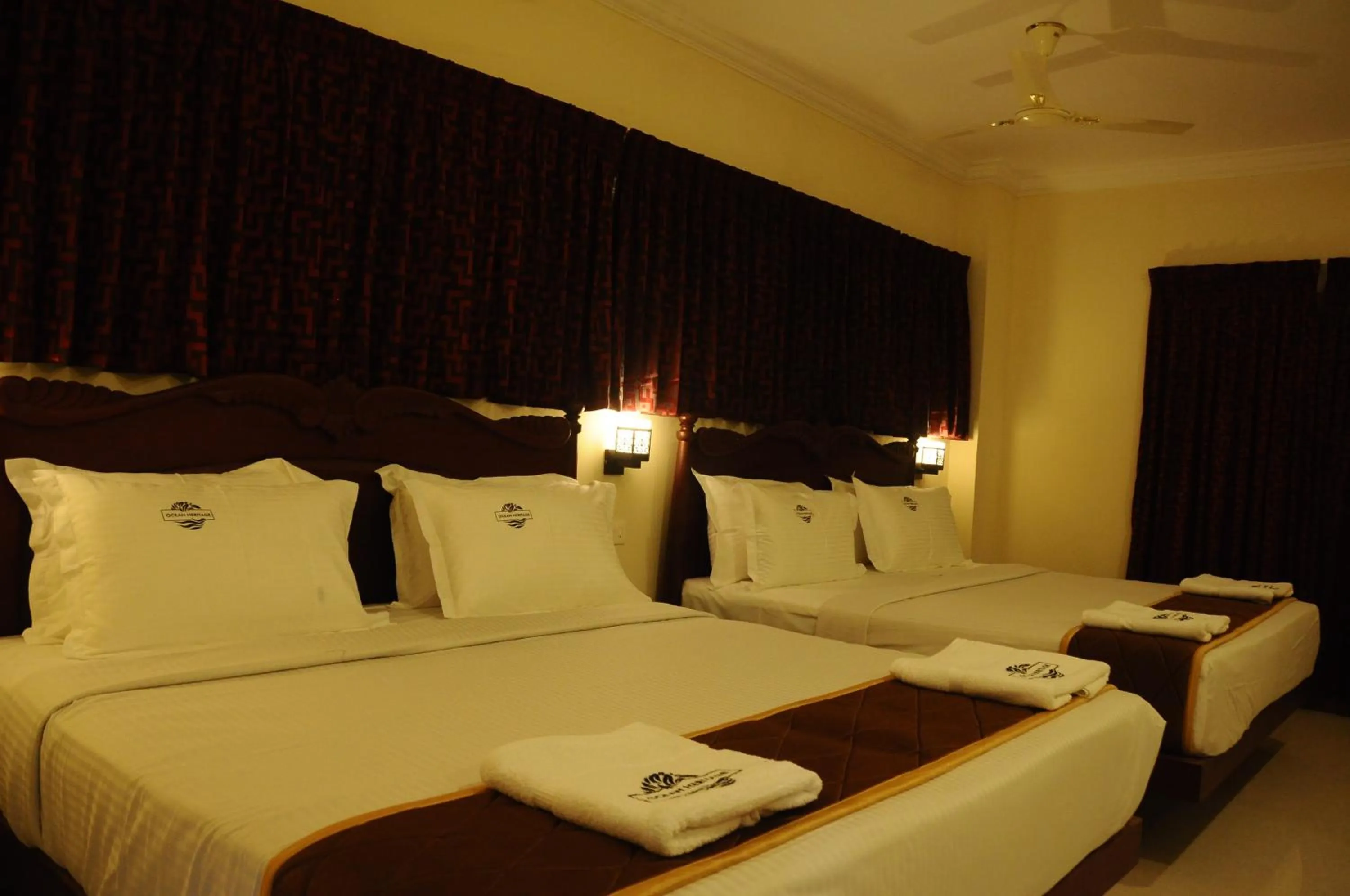 Bed in Hotel Ocean Heritage