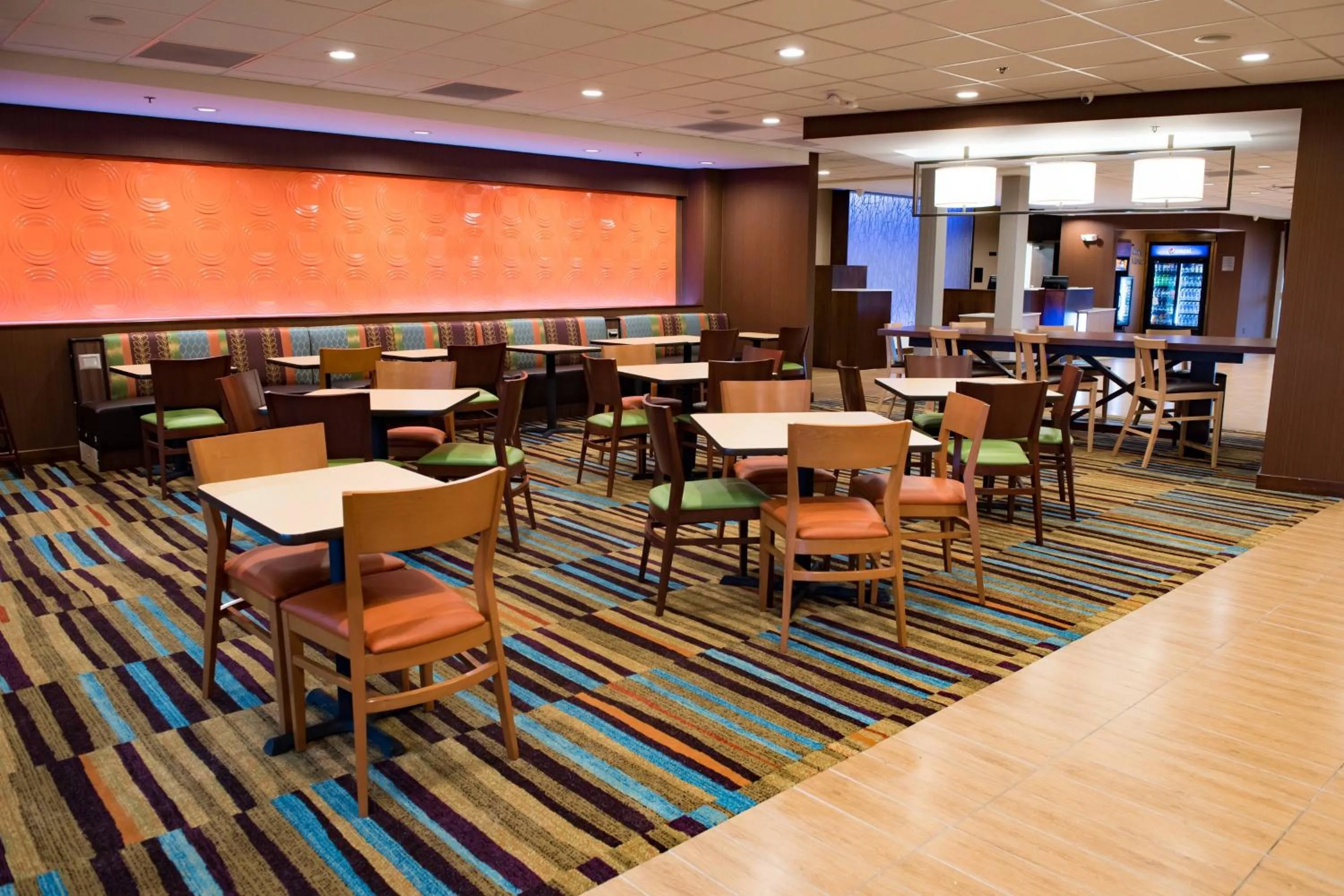 Restaurant/places to eat in Fairfield Inn & Suites by Marriott Anderson