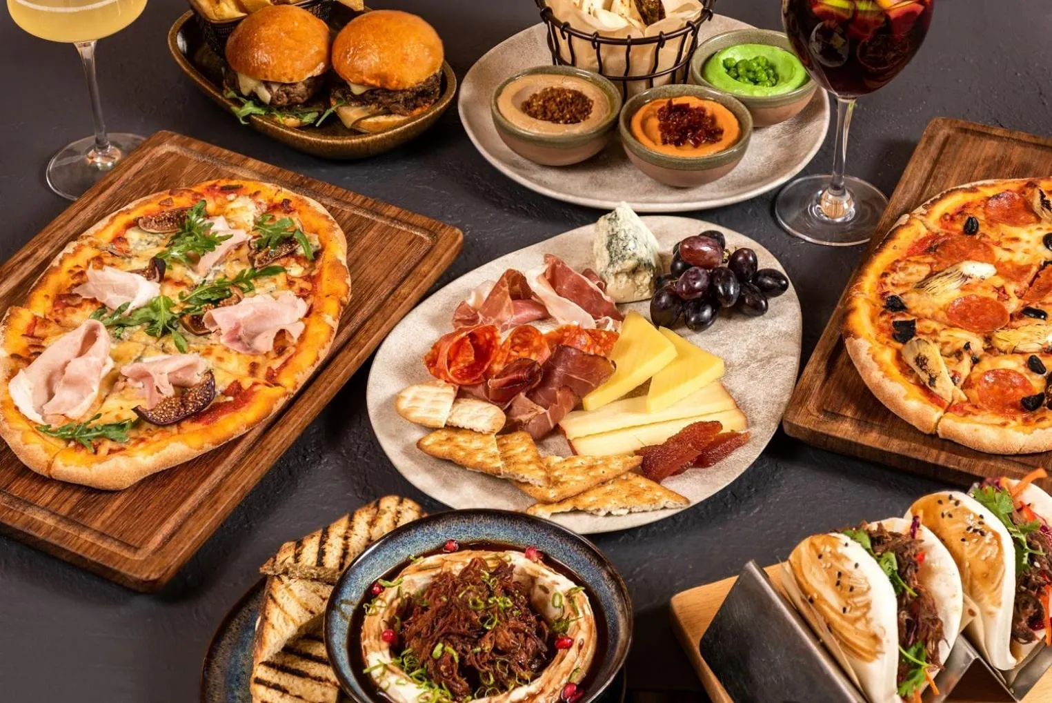 Restaurant/places to eat in Marriott Hotel Al Forsan, Abu Dhabi