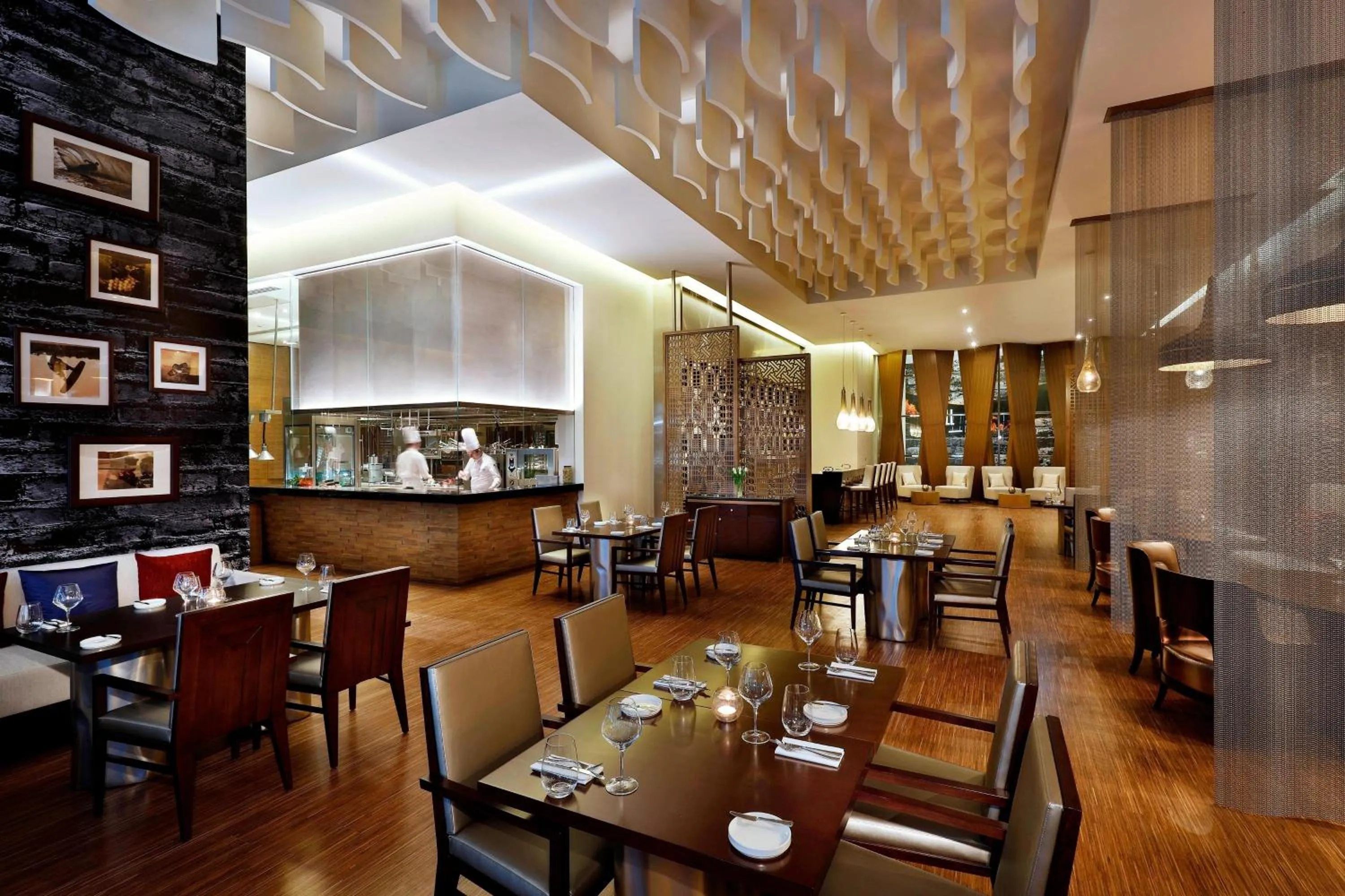 Restaurant/places to eat in Marriott Hotel Al Forsan, Abu Dhabi