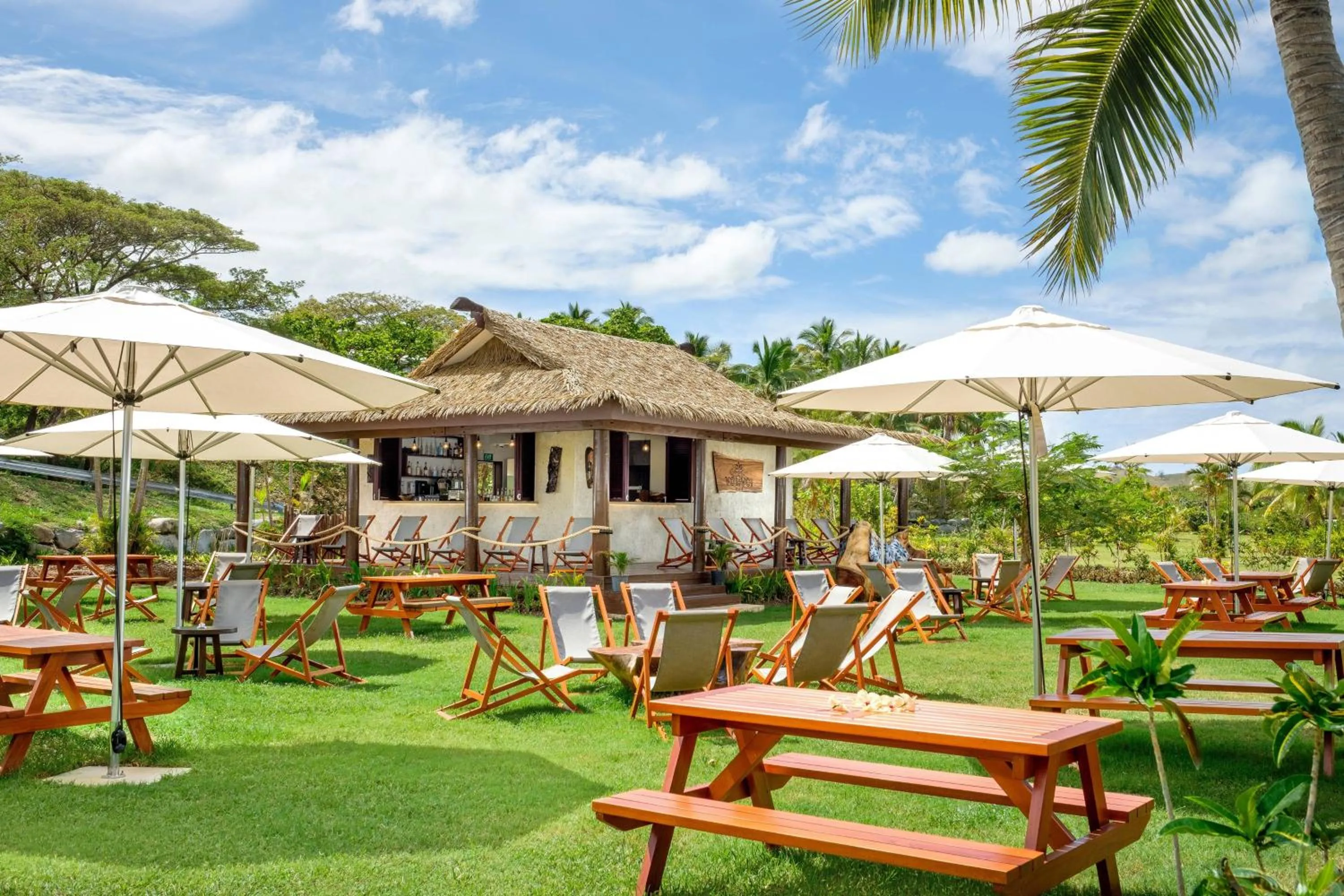 Lounge or bar in Fiji Marriott Resort Momi Bay