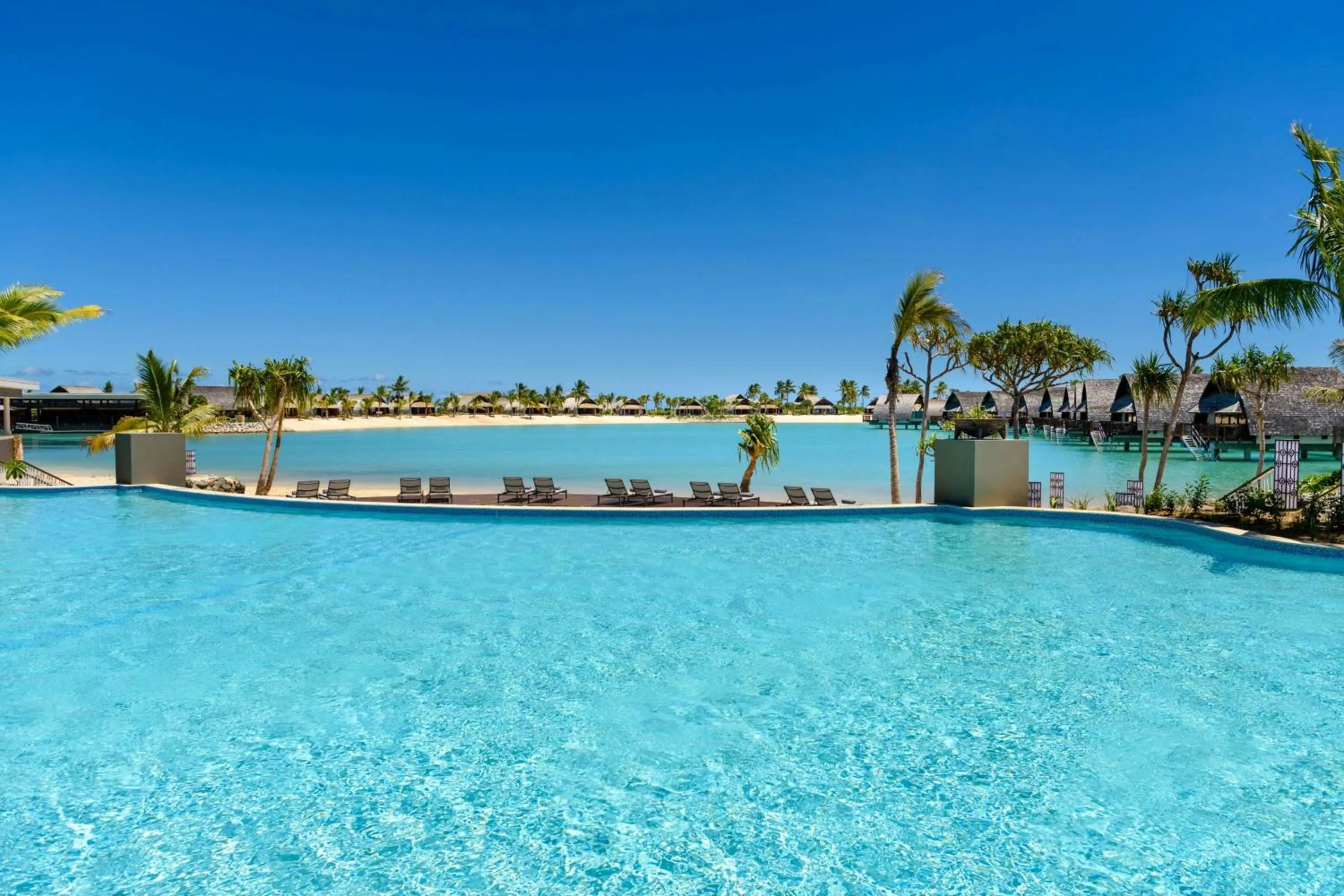 Swimming pool in Fiji Marriott Resort Momi Bay