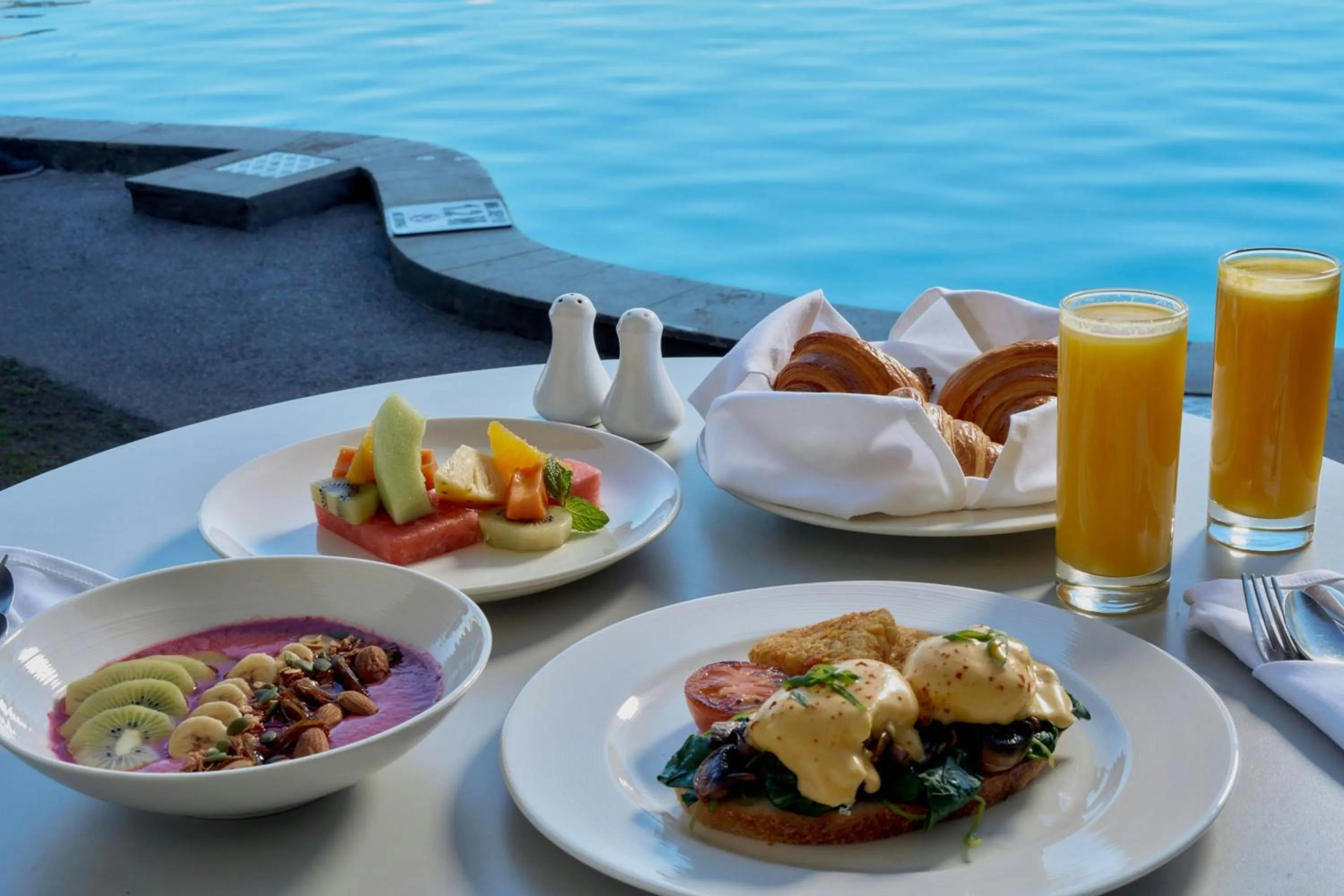 Breakfast in Fiji Marriott Resort Momi Bay