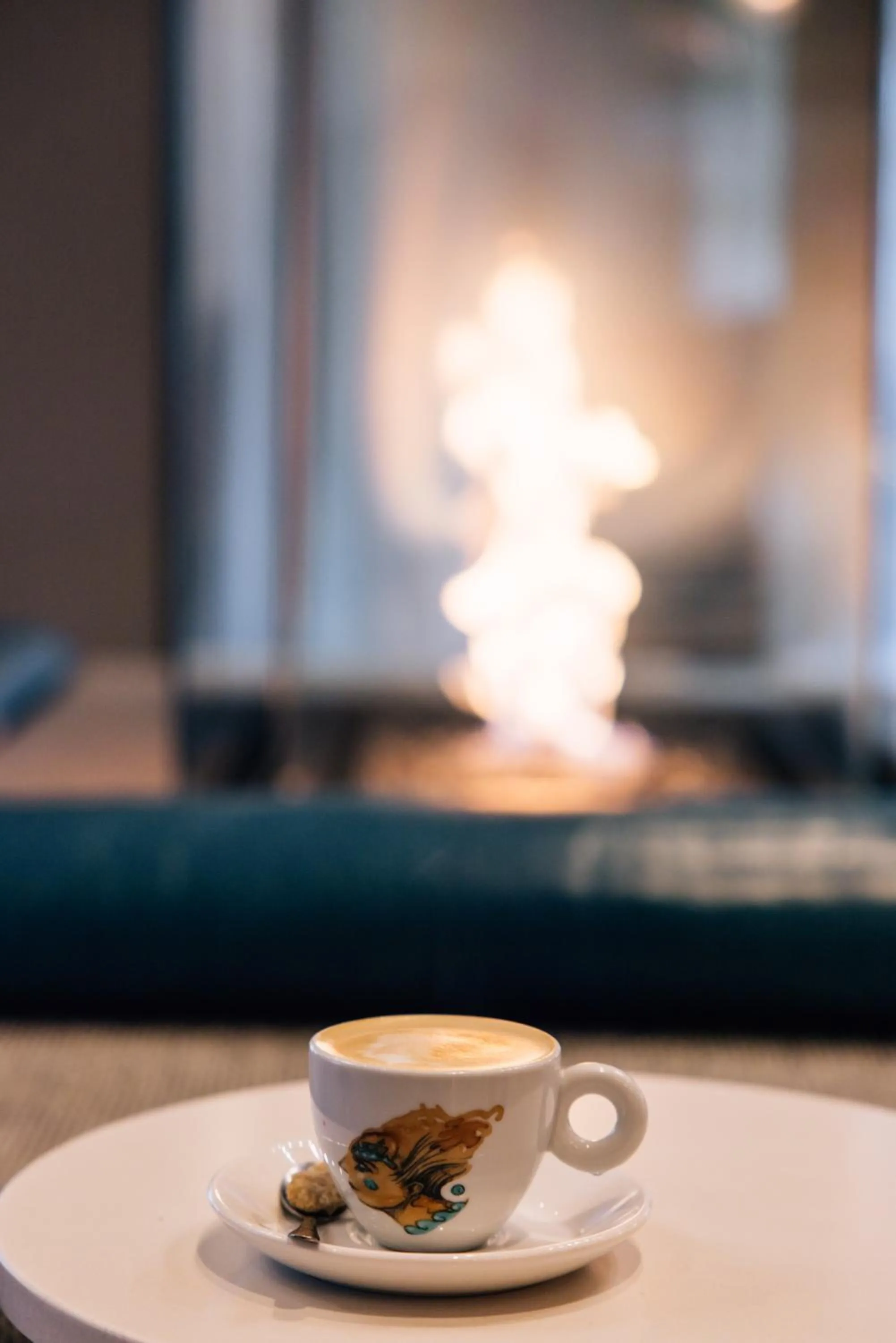 Coffee/tea facilities, Bed in Le Meridien Denver Downtown