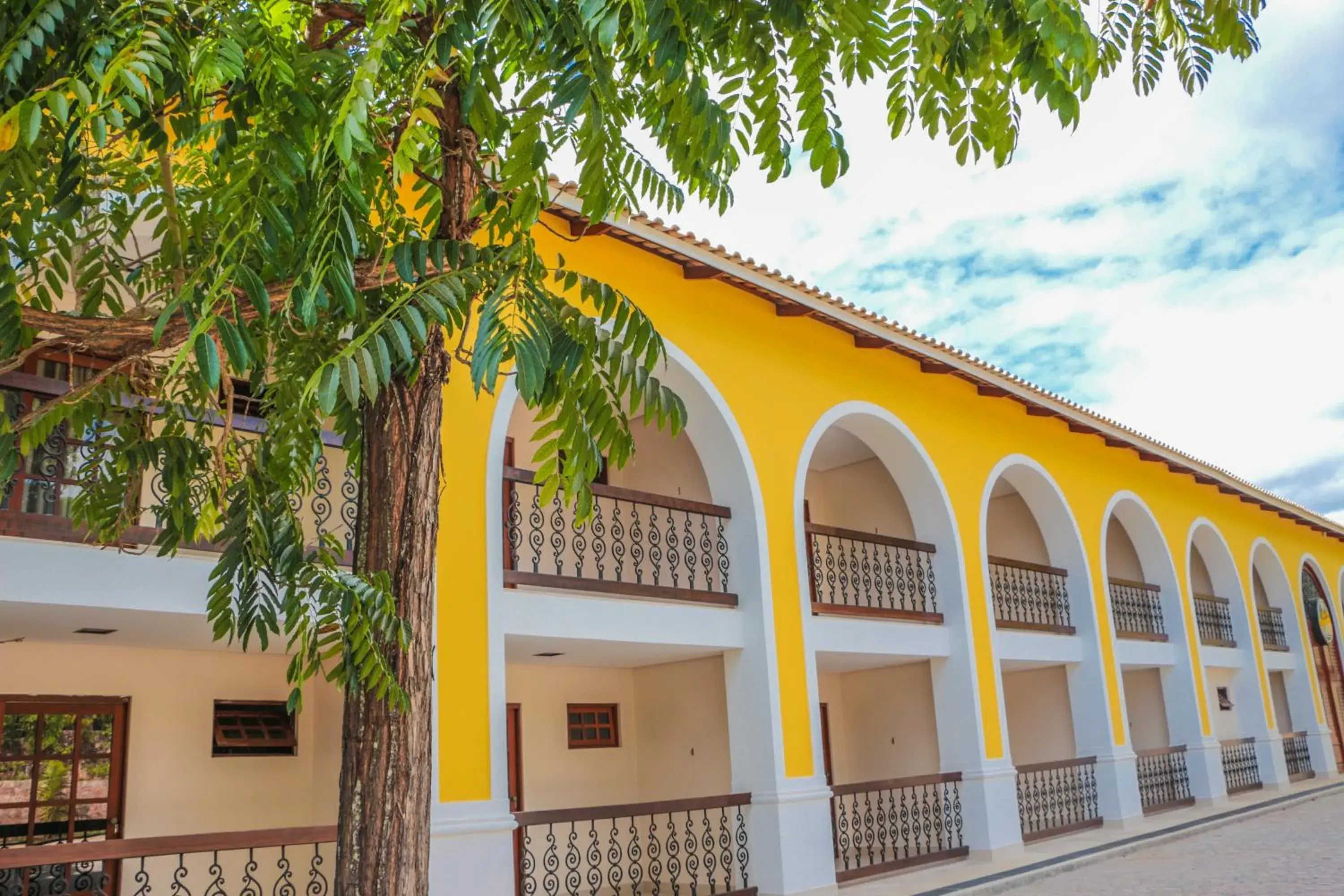 Facade/entrance in Terra dos Diamantes Hotel Facade/entrance in Terra dos Diamantes Hotel