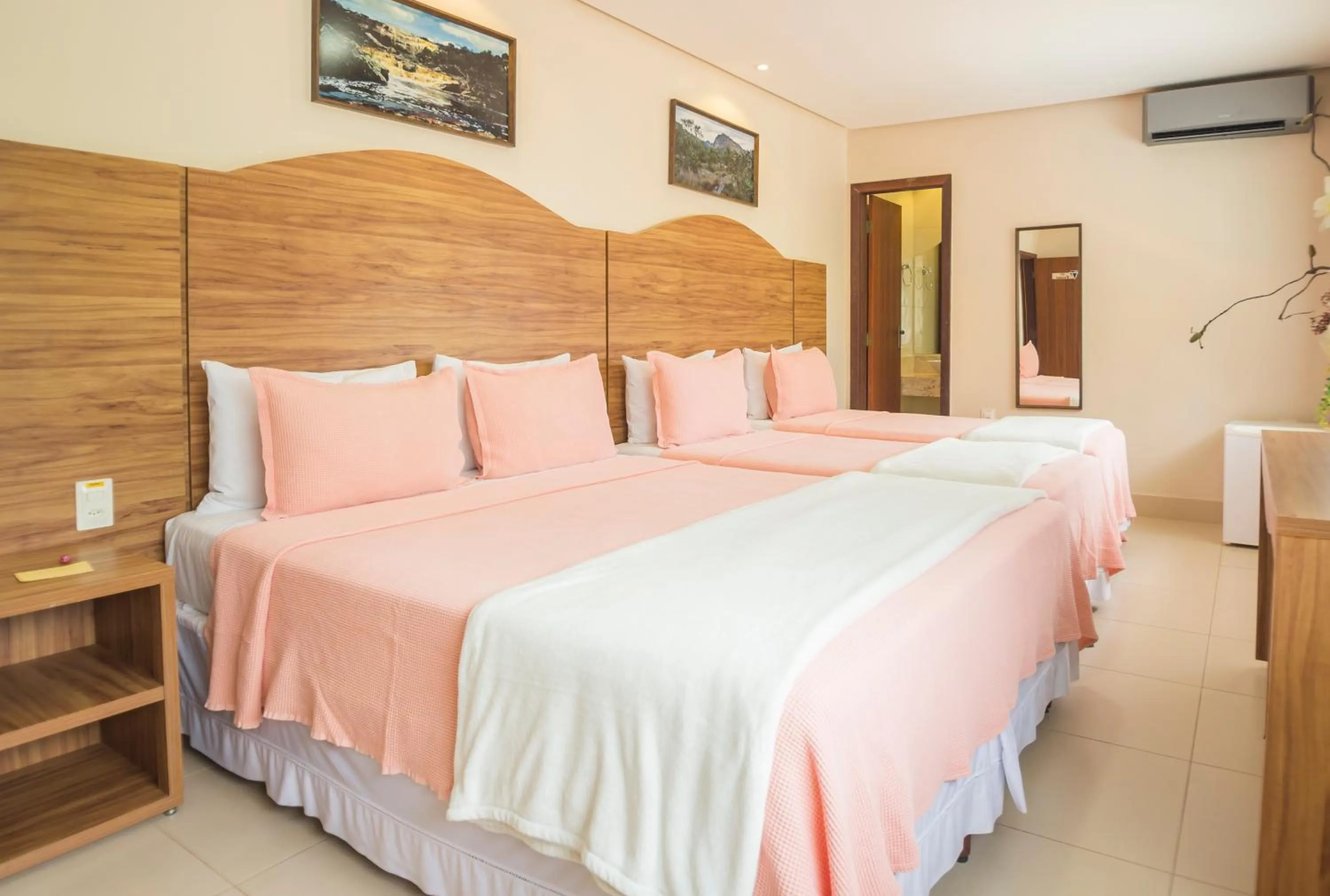 Bed in Terra dos Diamantes Hotel