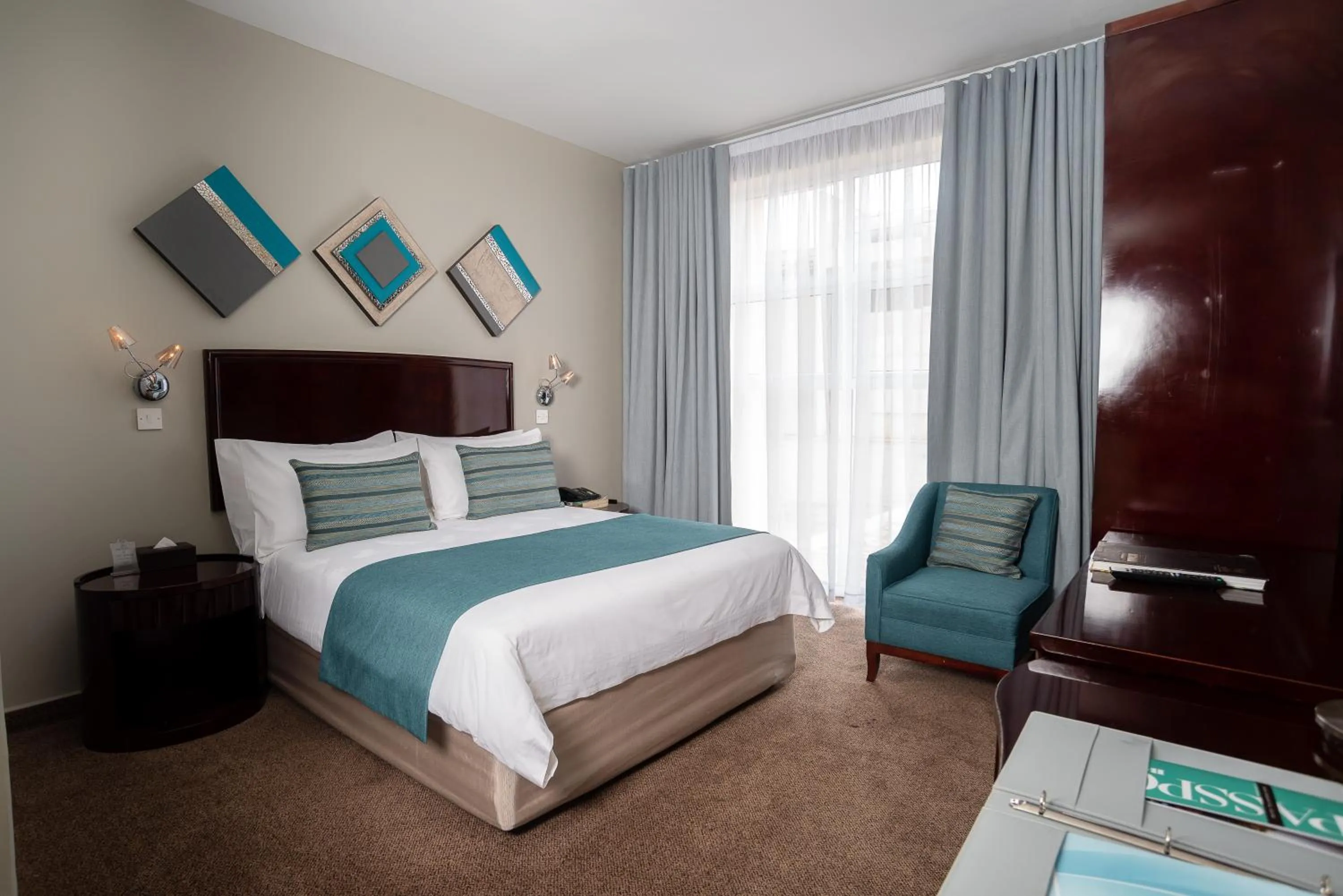 Bed in Tlotlo Hotel & Conference Centre