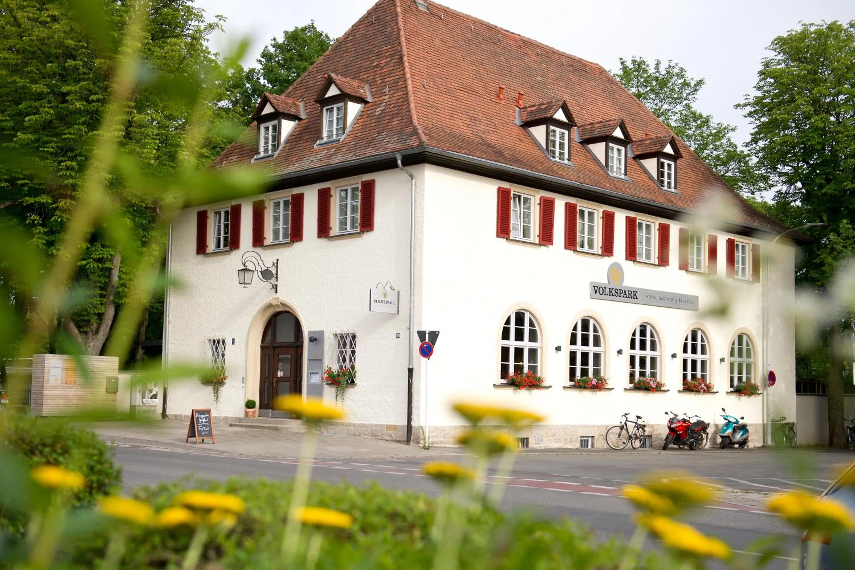 Facade/entrance in Volkspark Hotel