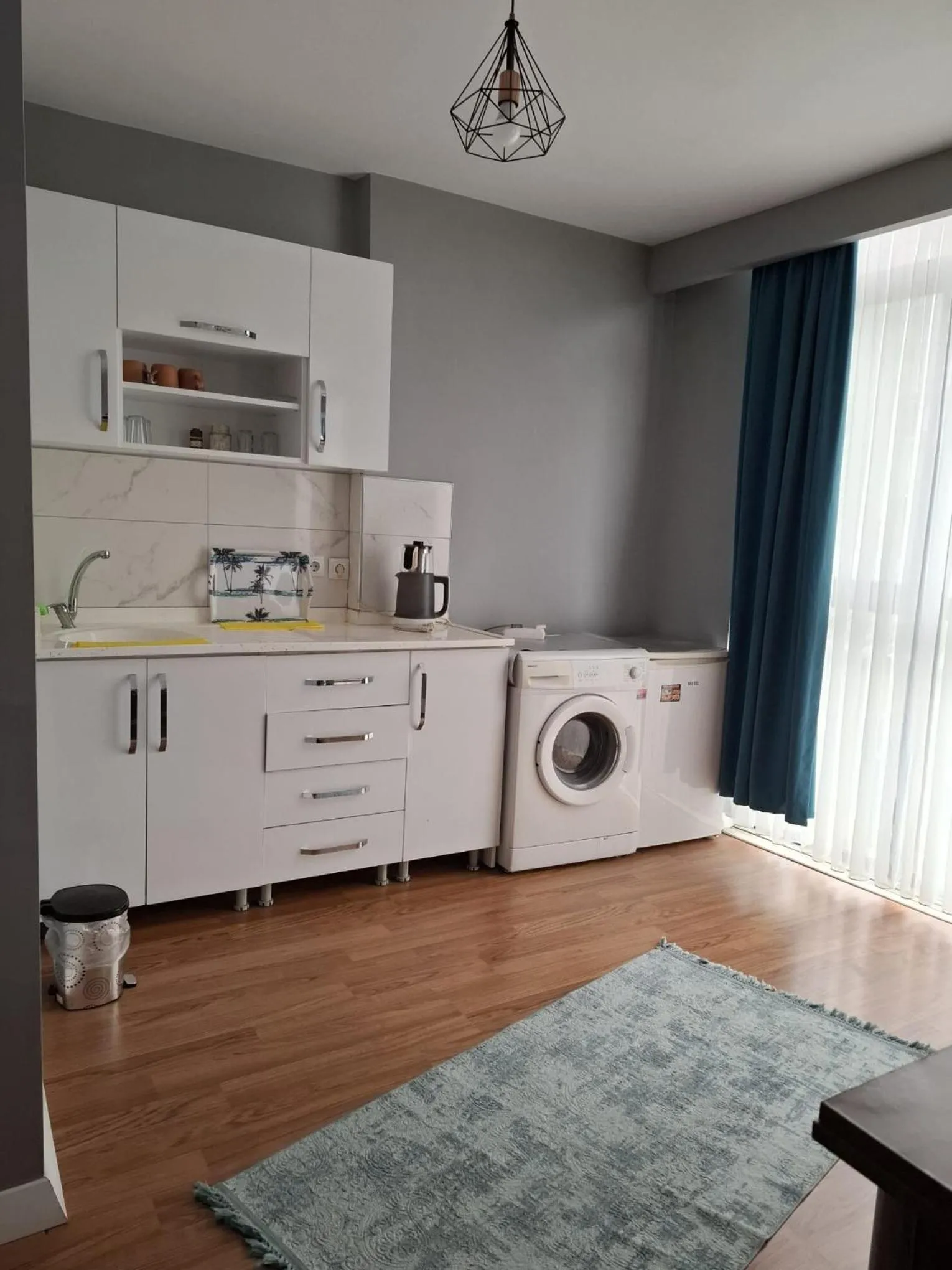 Kitchen or kitchenette in Samlife Apart