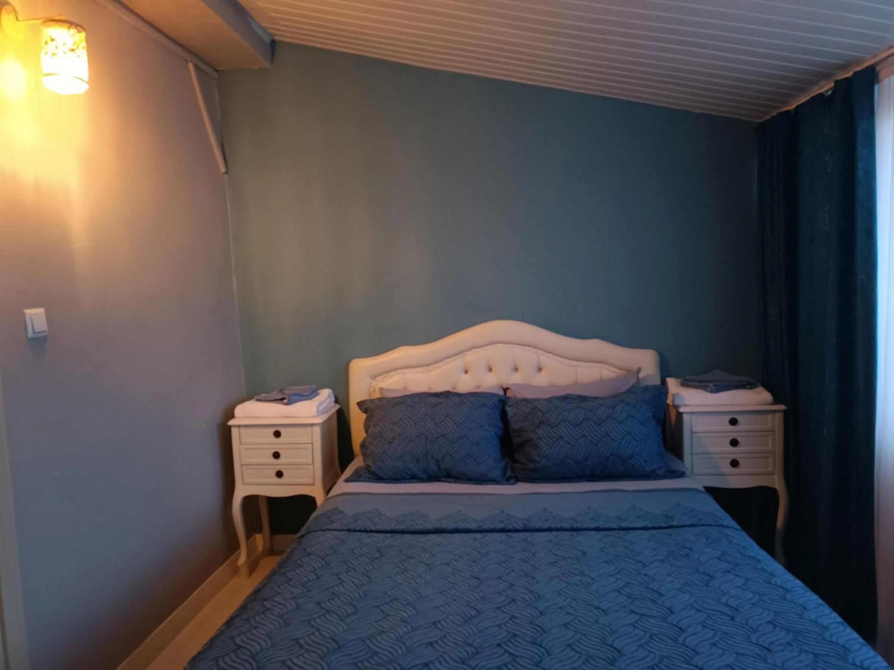 Bed in Samlife Apart