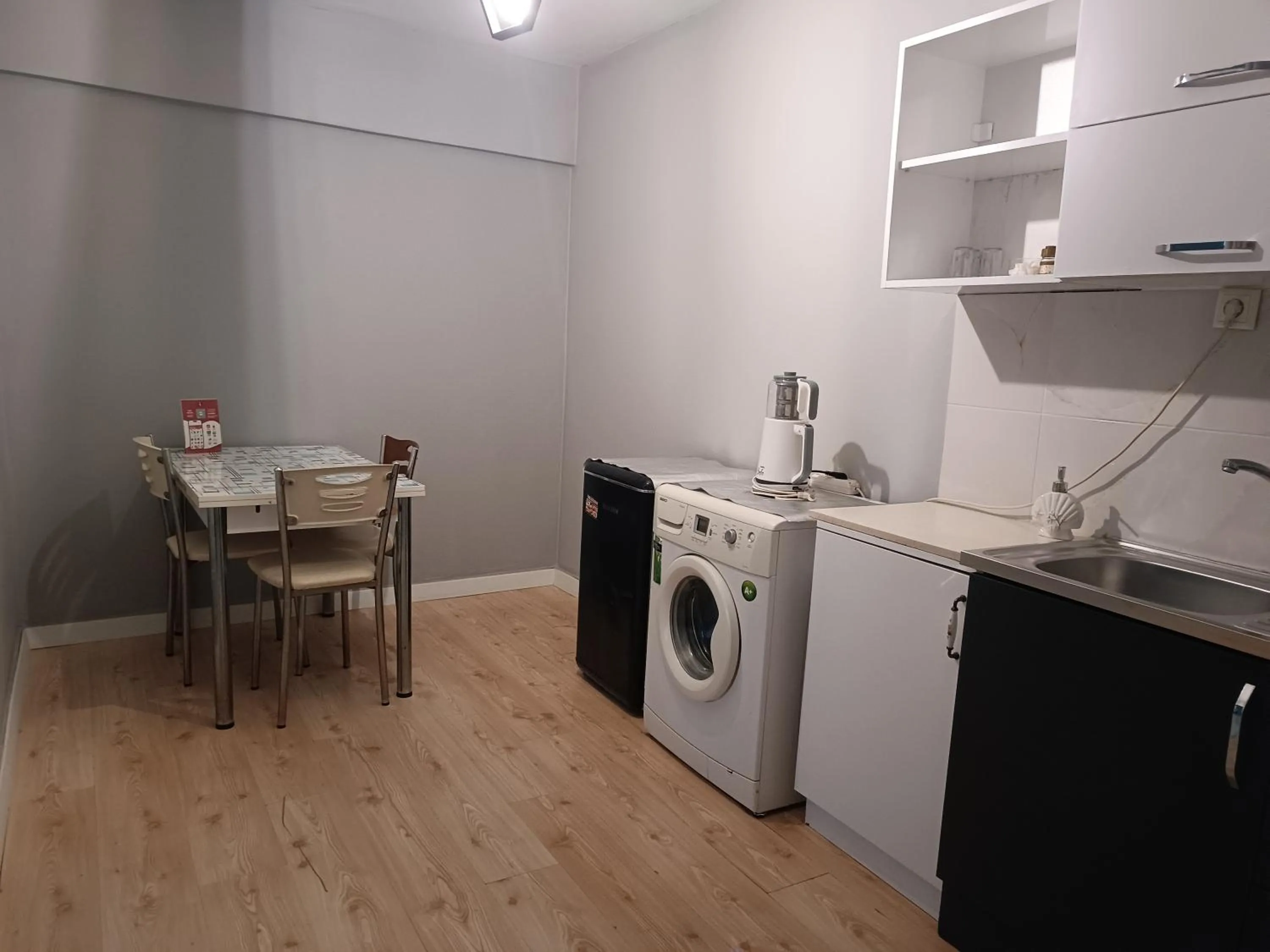Kitchen or kitchenette in Samlife Apart