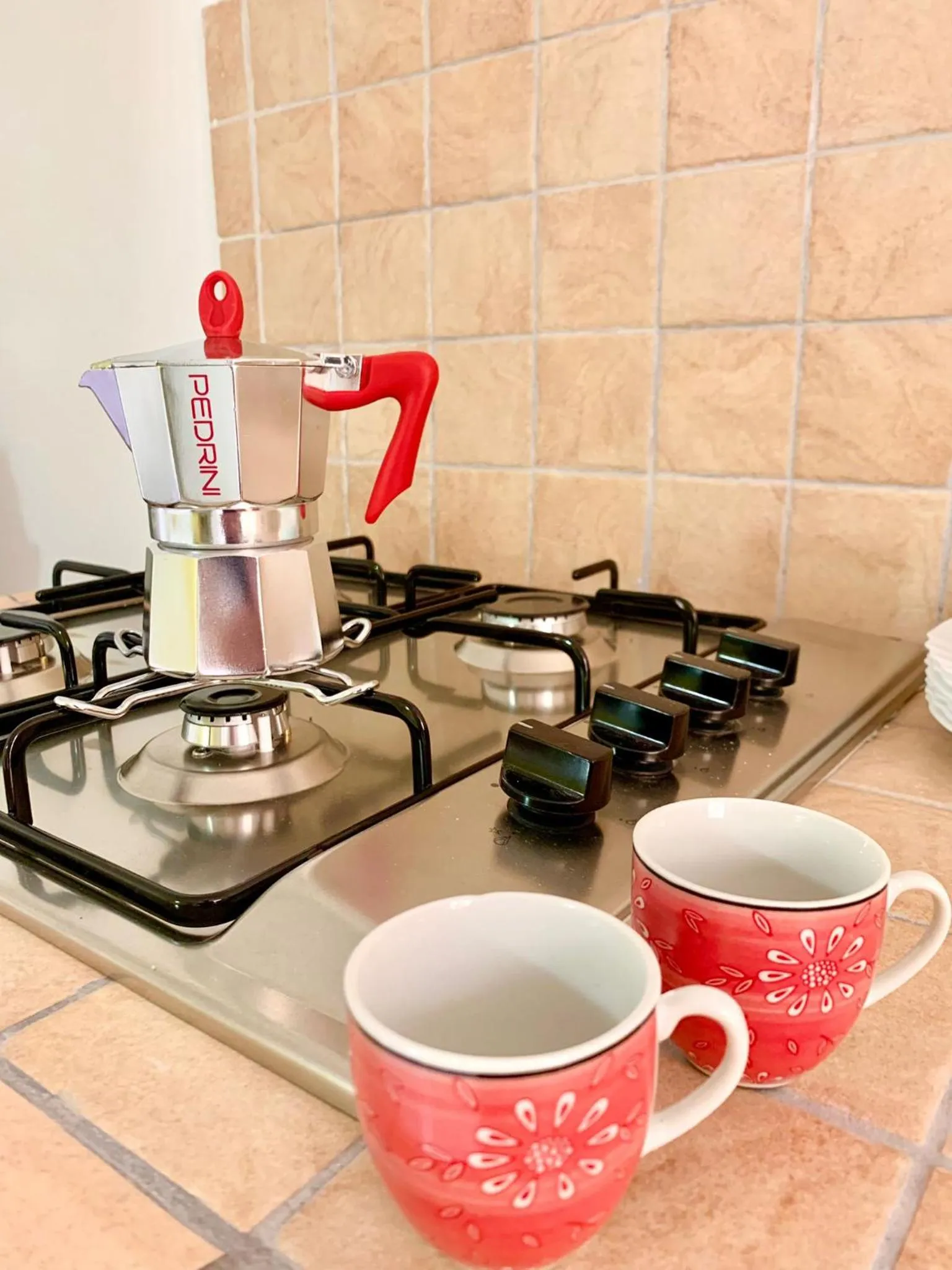 Coffee/tea facilities in Bed & Breakfast Acquamarina
