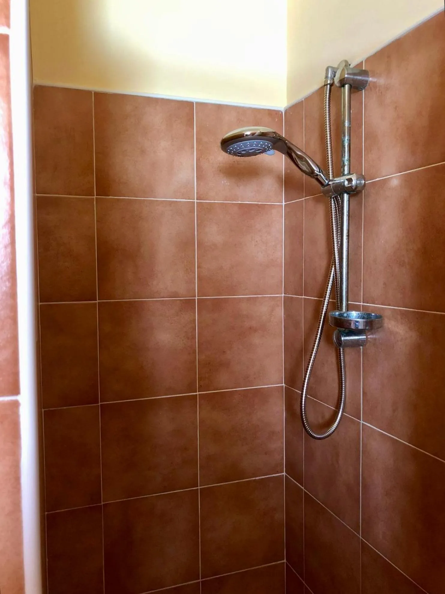 Shower in Tiglio Vieste