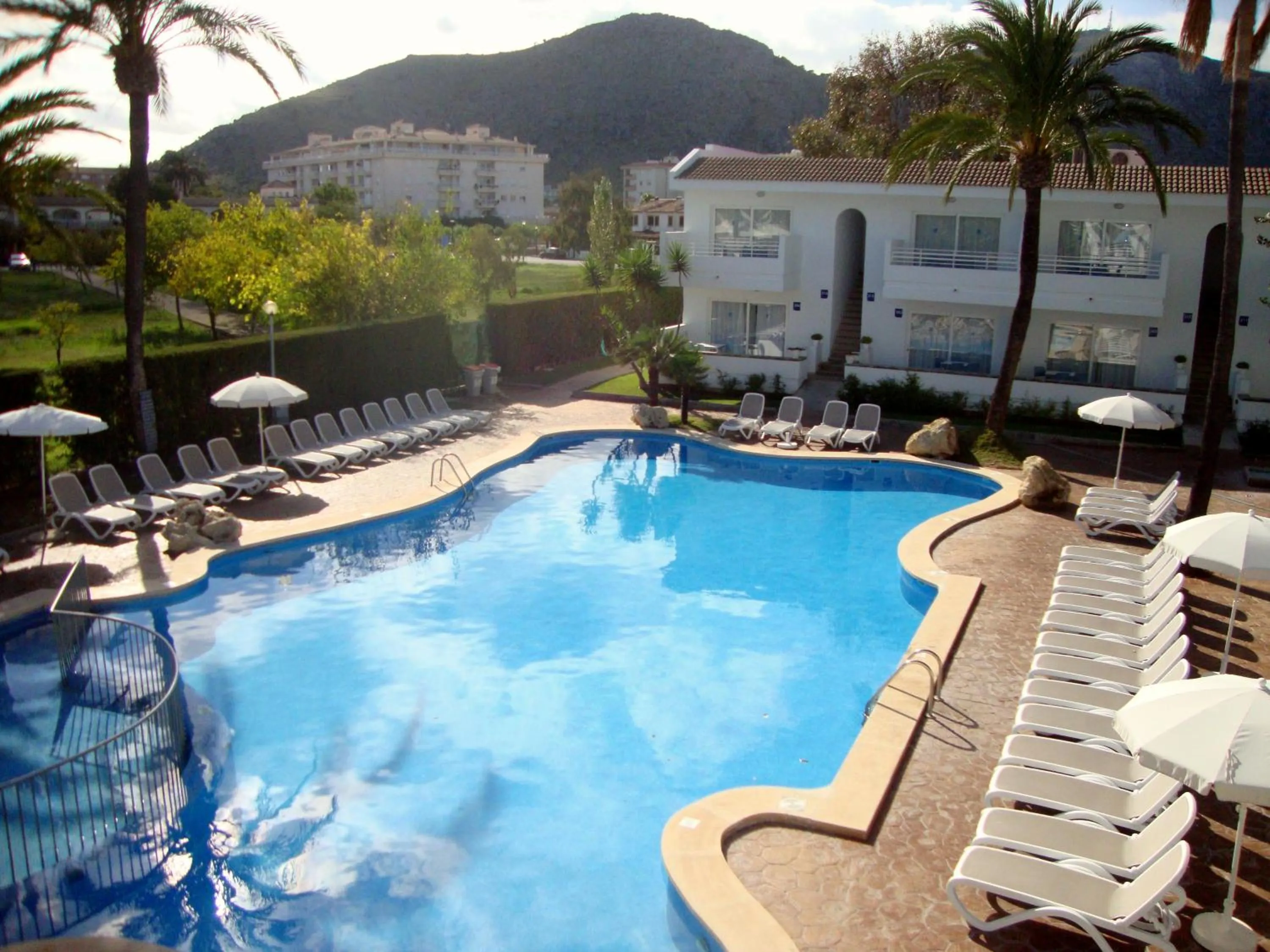 Pool view in Apartamentos Solecito