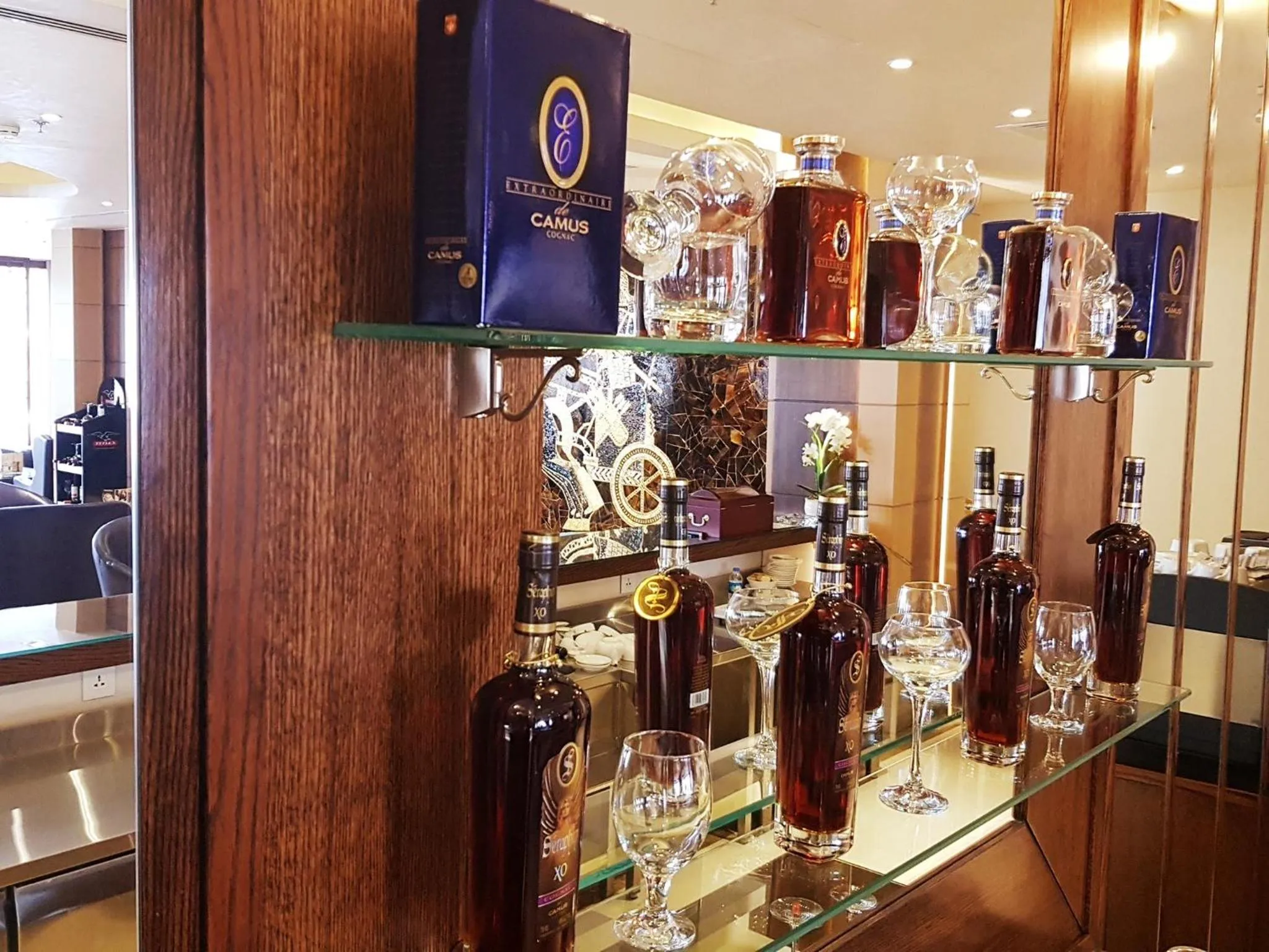 Lounge or bar in La Roche Hotel