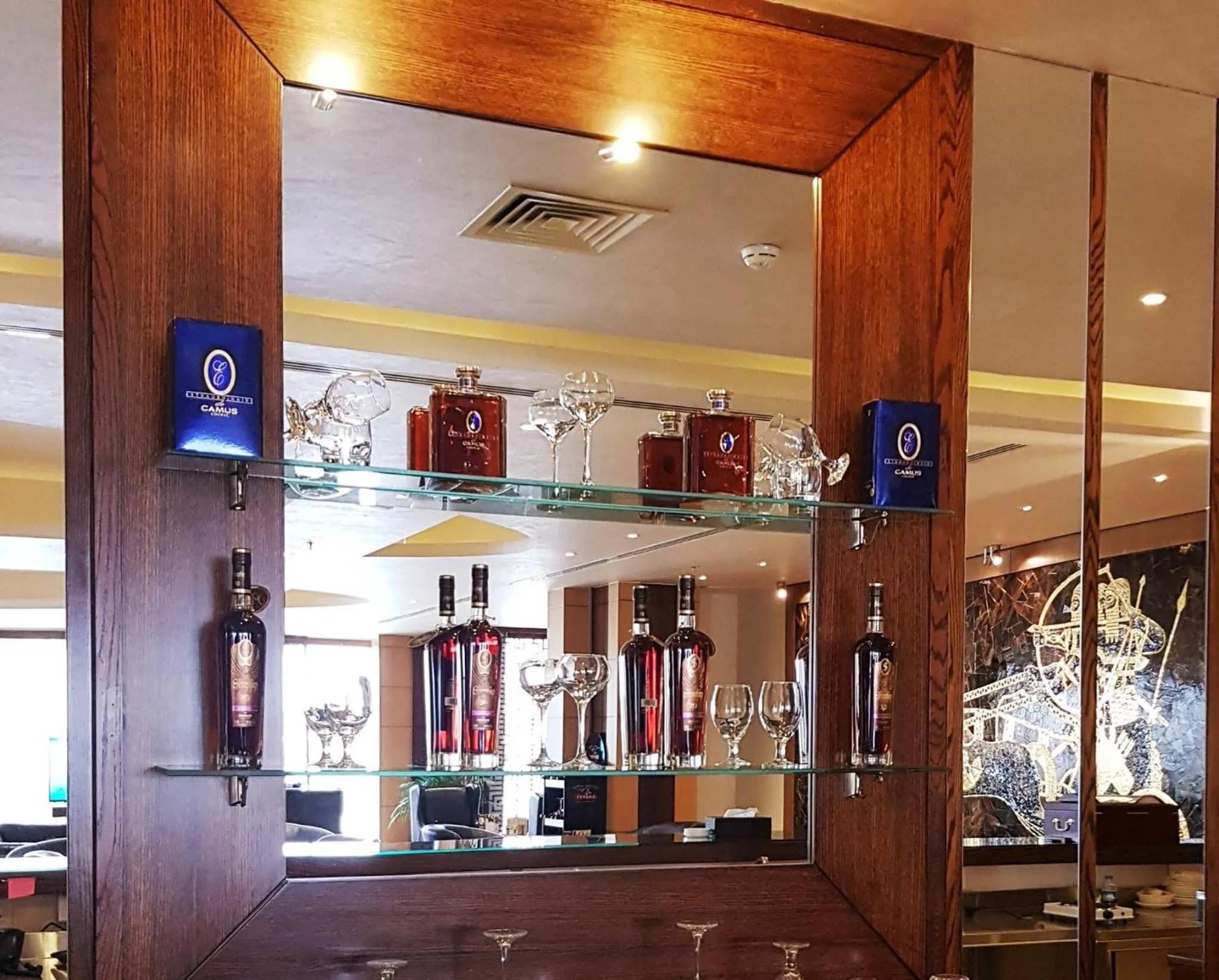 Lounge or bar in La Roche Hotel