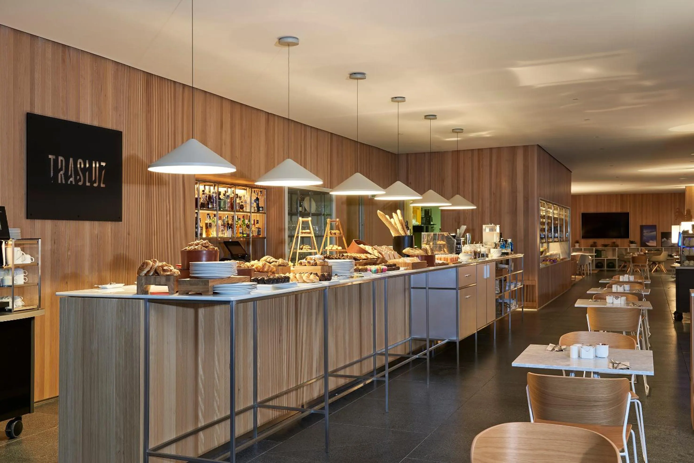 Restaurant/places to eat in Melia Palma Bay