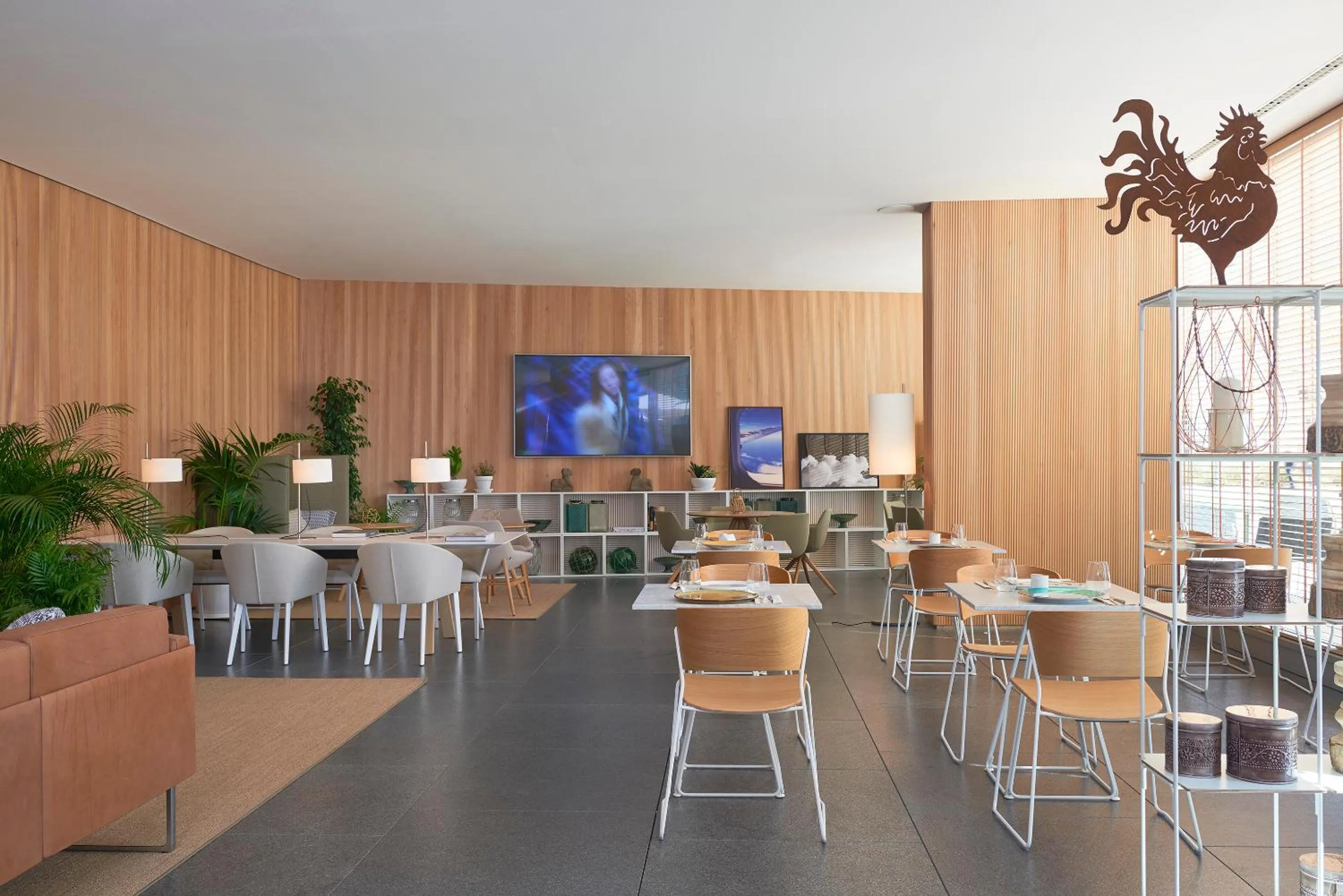 Restaurant/places to eat in Melia Palma Bay