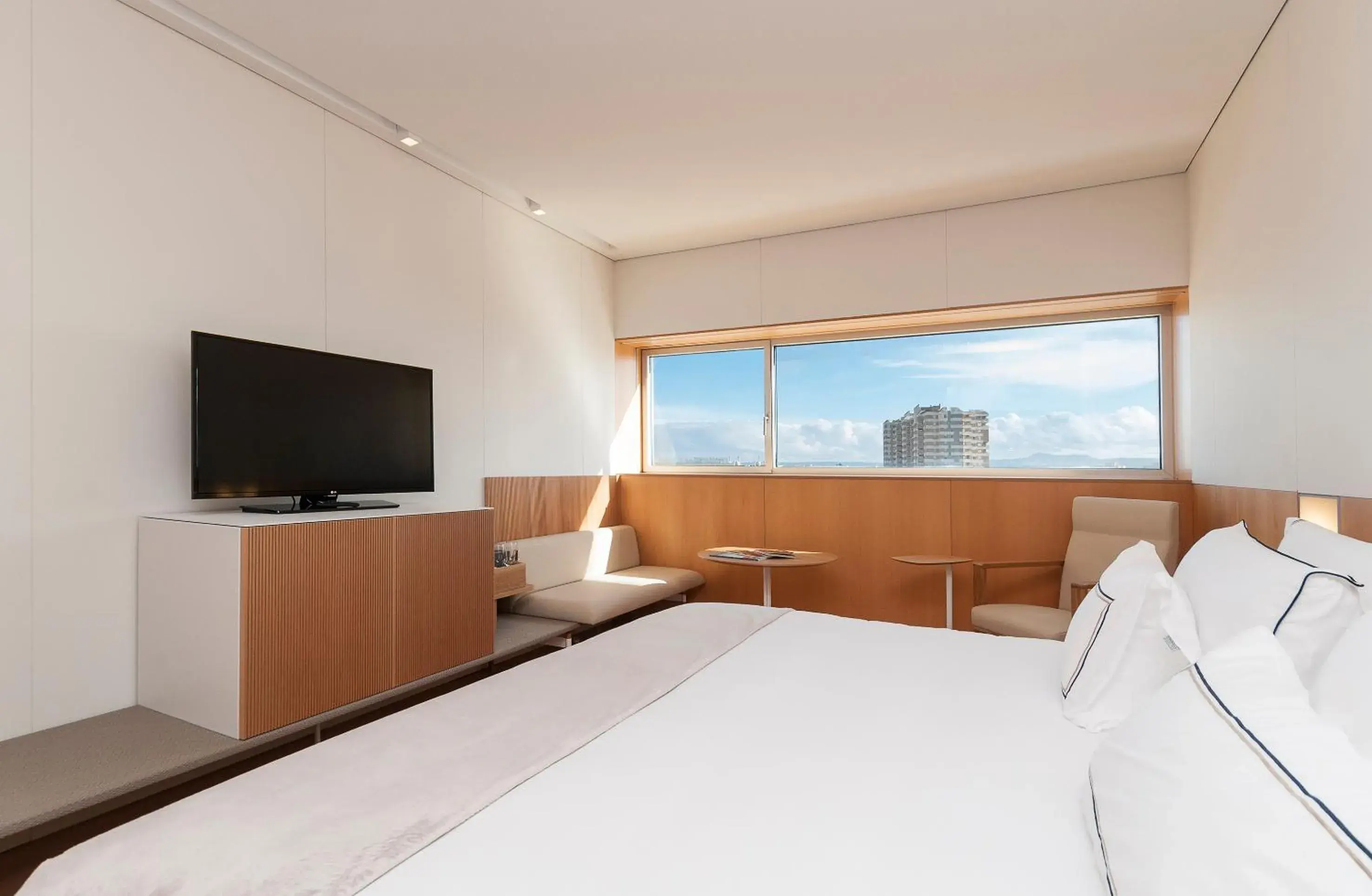 Photo of the whole room, Bed in Melia Palma Bay Photo of the whole room, Bed in Melia Palma Bay