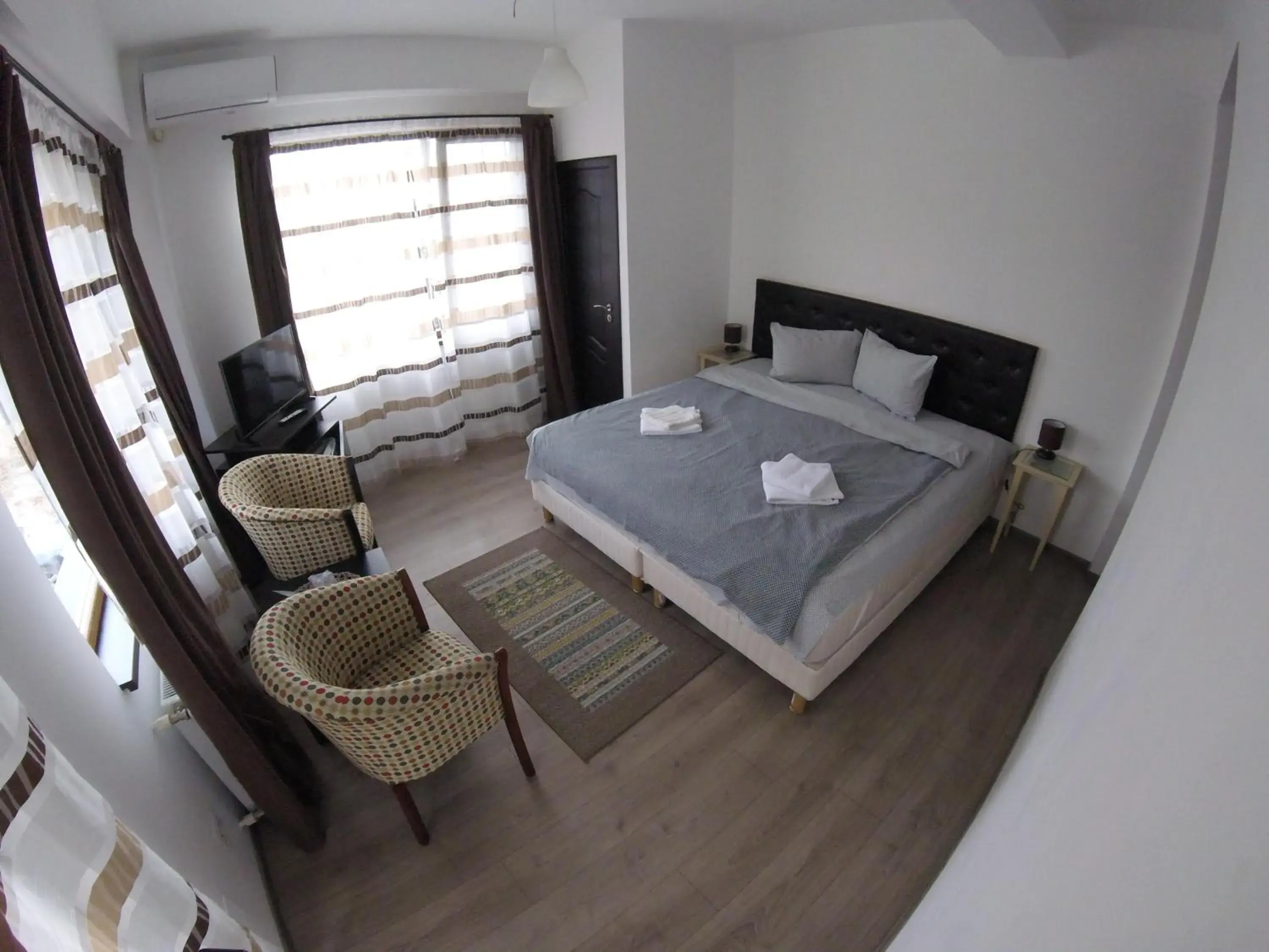 King Room with Balcony in Cochet Accommodation King Room with Balcony in Cochet Accommodation