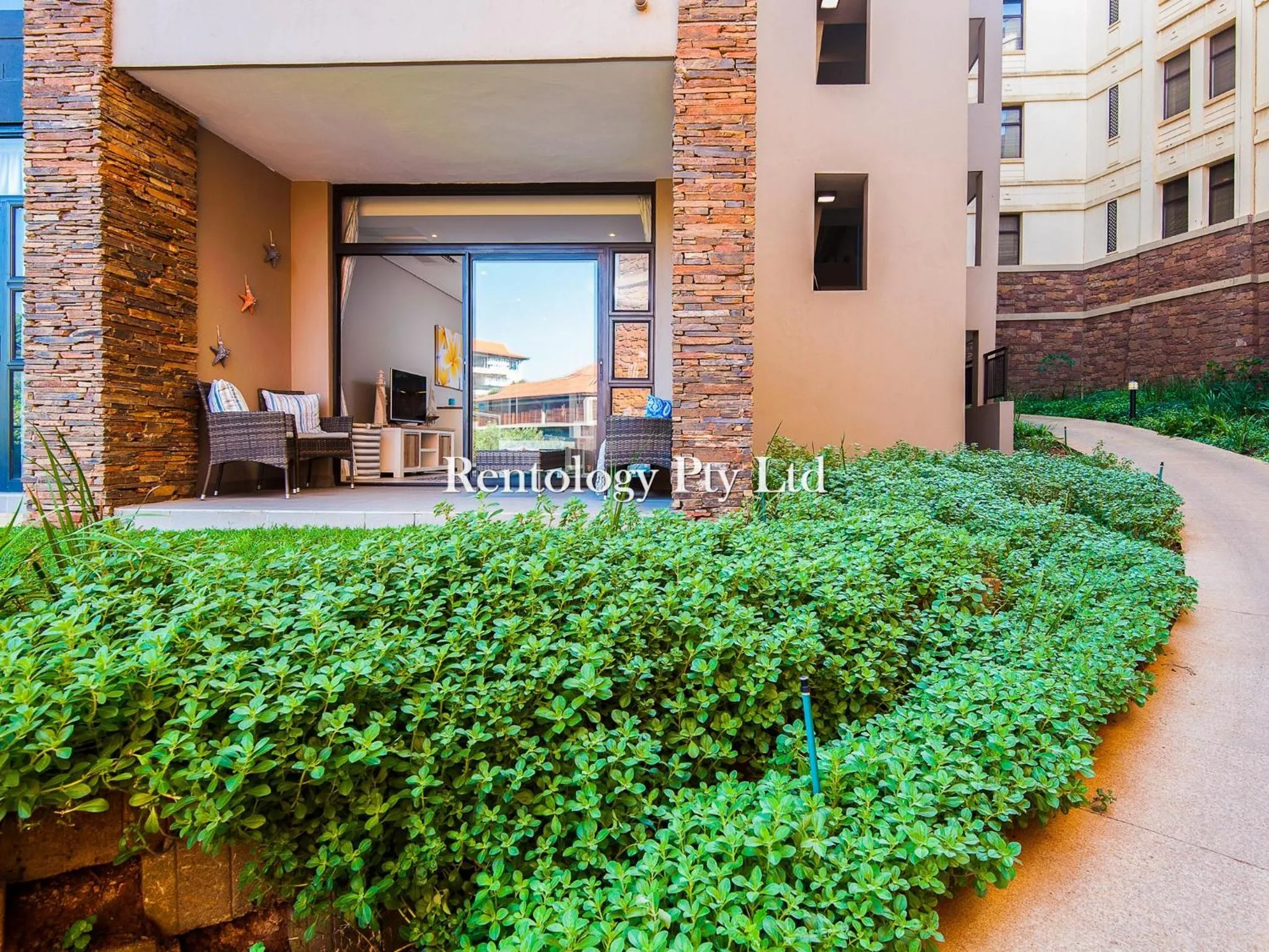 Patio in Beautiful 1 Bed Zimbali Suites with Garden