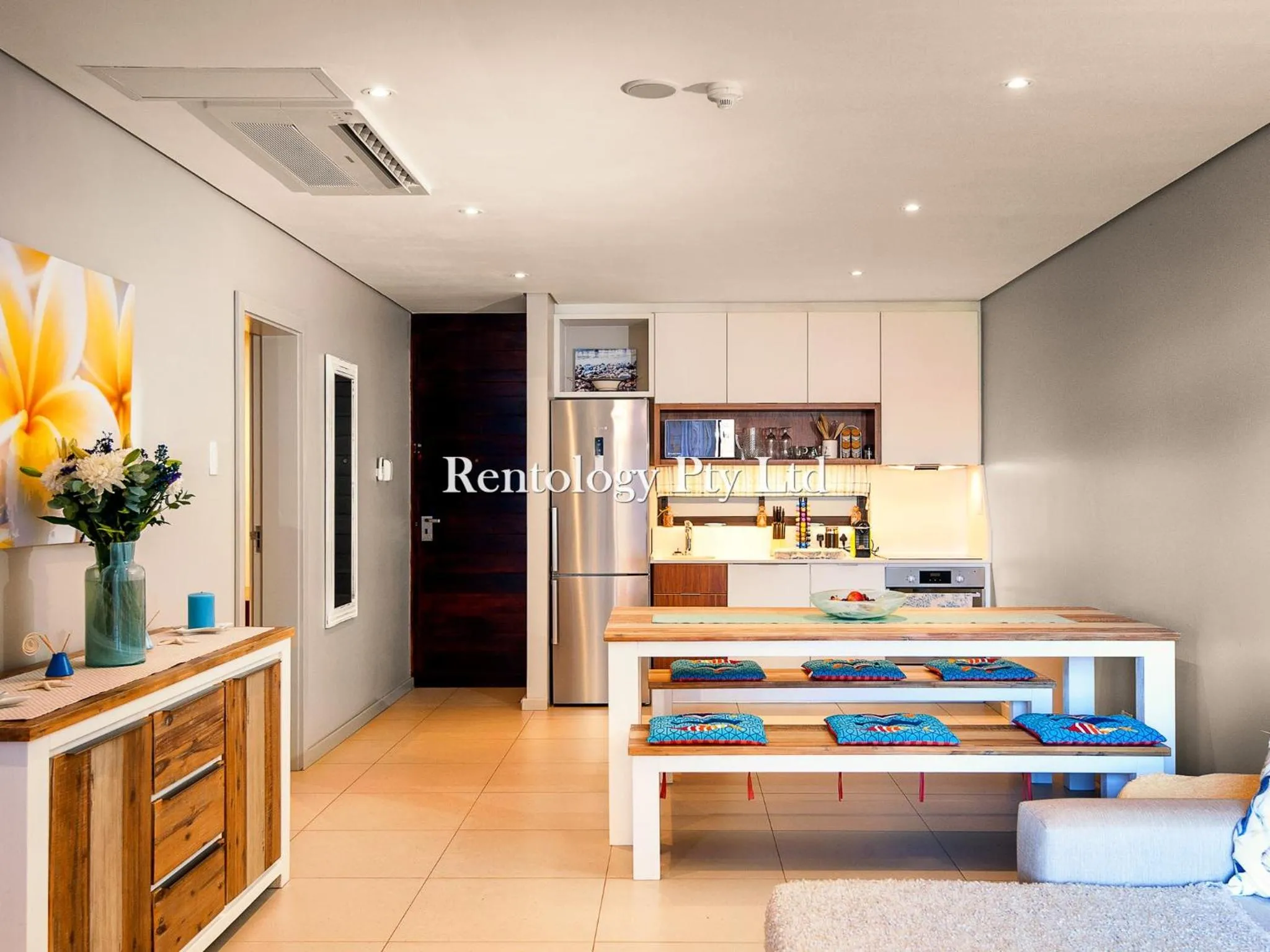 Dining area in Beautiful 1 Bed Zimbali Suites with Garden