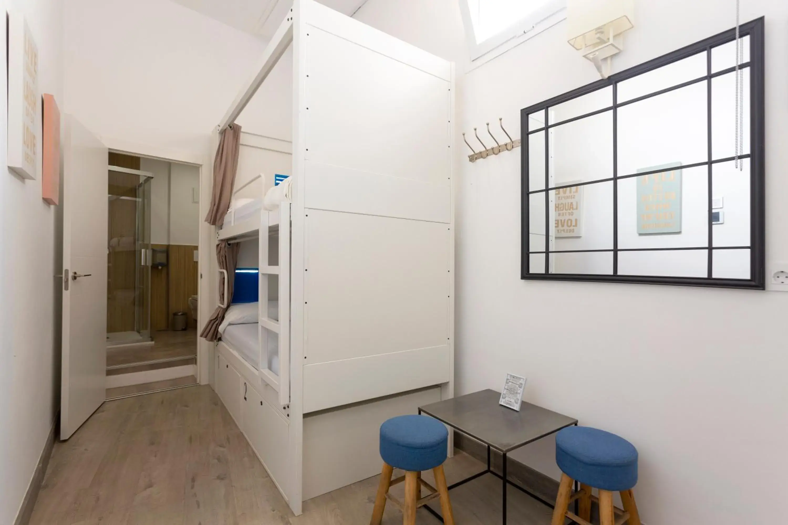 Double Room in Malaga Stop Hostel AB Double Room in Malaga Stop Hostel AB