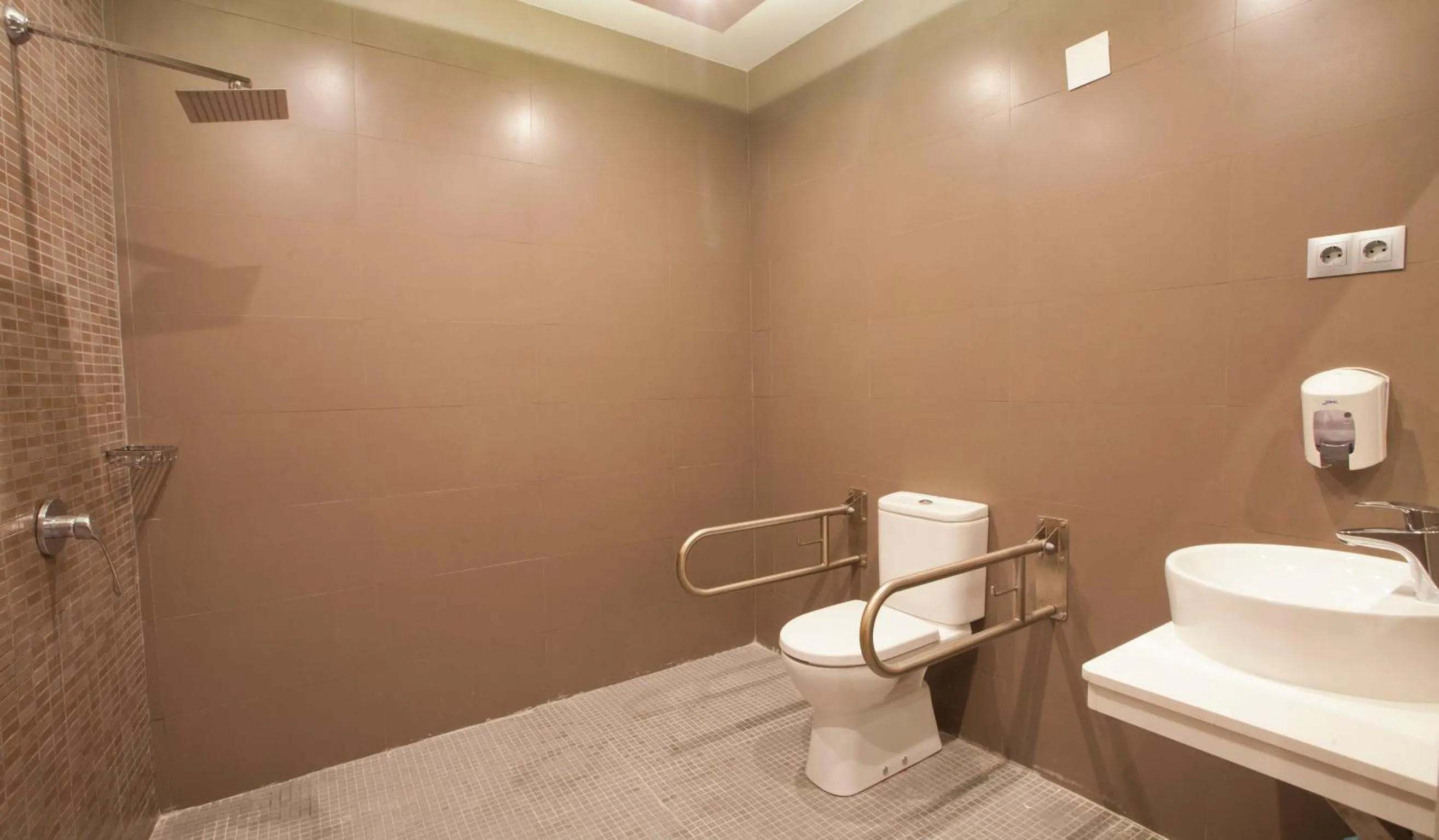 Bathroom in Malaga Stop Hostel AB