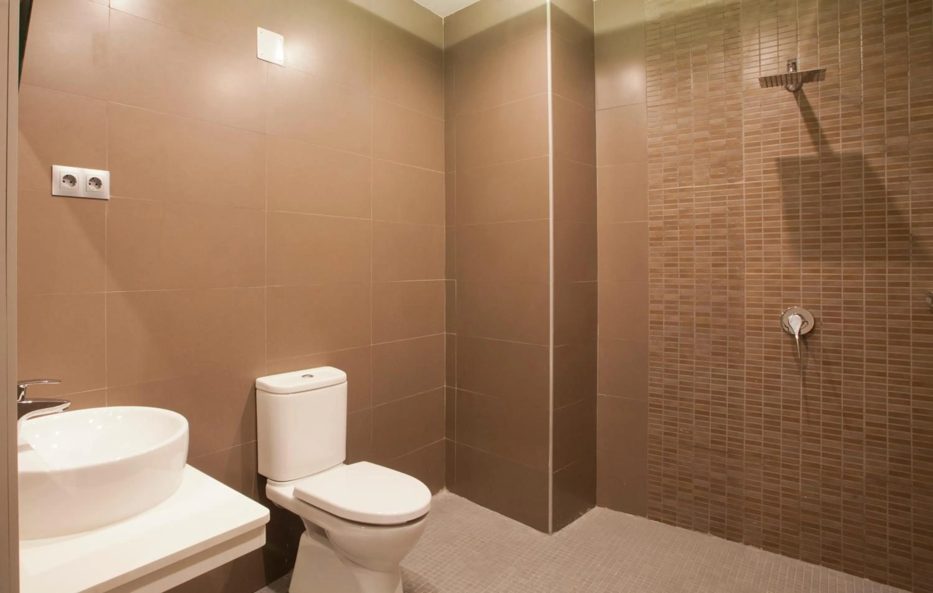 Toilet in Malaga Stop Hostel AB