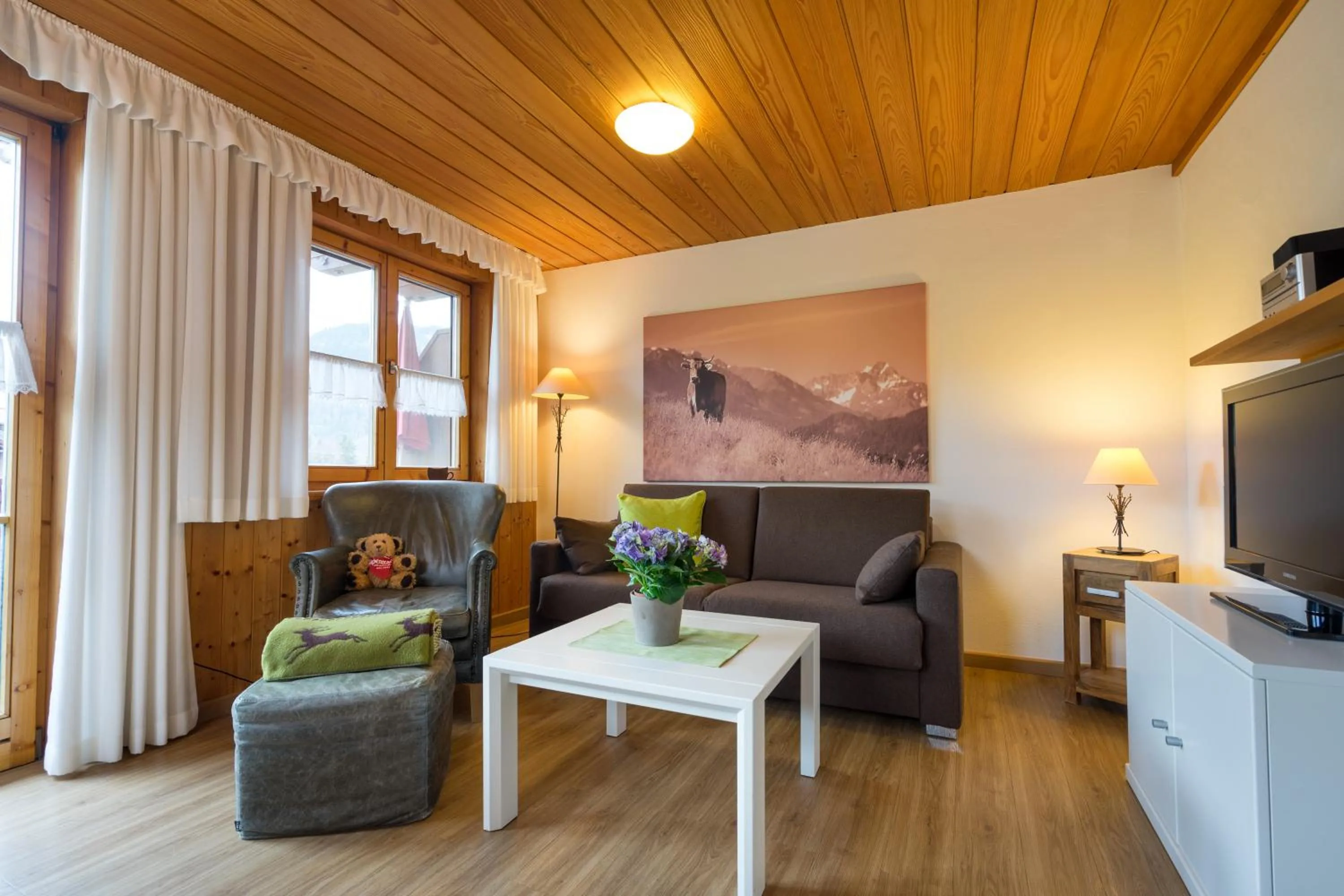 Living room in Ferienwohnungen Alpentraum - Landhaus am Bächle