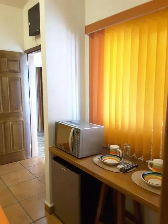Deluxe Family Room in BM Zihua Casa de Huéspedes
