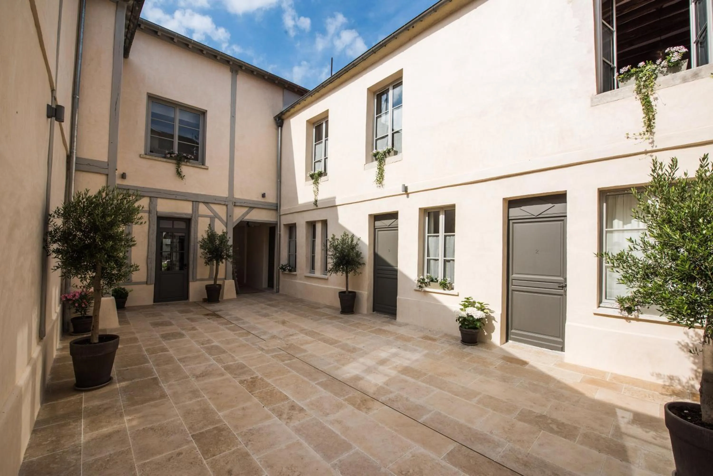 View (from property/room) in Hôtel Le Chantilly