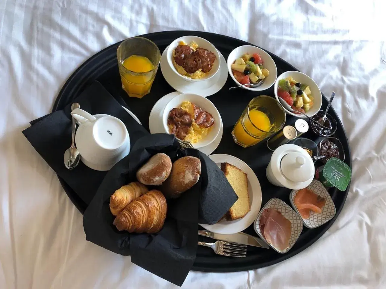 Buffet breakfast in Hôtel Le Chantilly Buffet breakfast in Hôtel Le Chantilly