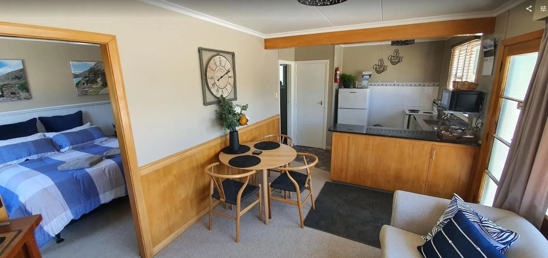 Bed in Roxburgh Clutha Gold TOP 10 Holiday Park