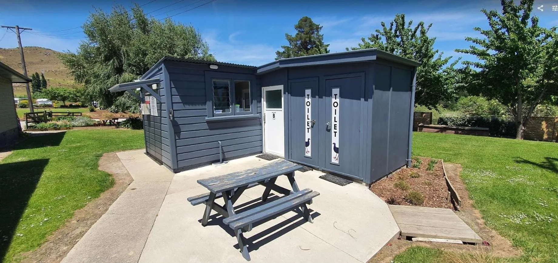 Property building in Roxburgh Clutha Gold TOP 10 Holiday Park